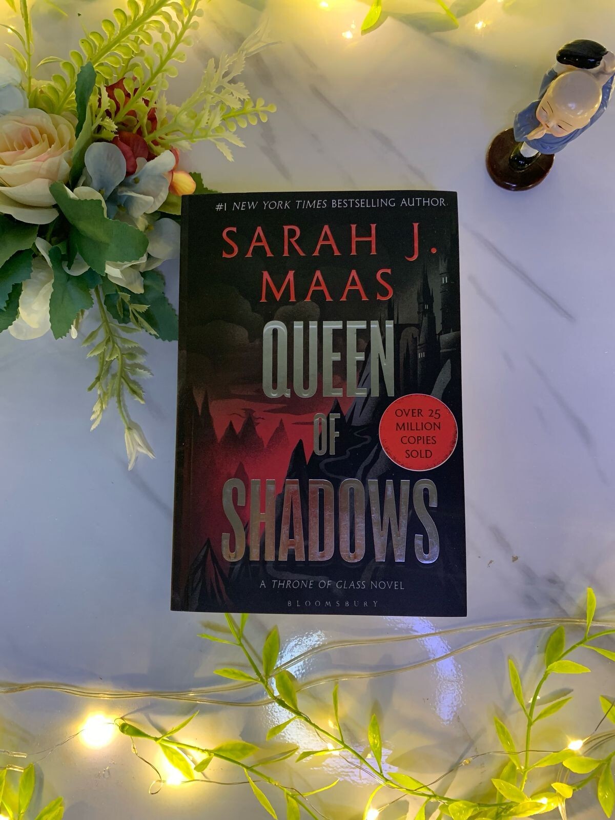 Throne of Glass by Sarah J. Maas Box Set (Paperback, 2023, Bloomsbury )