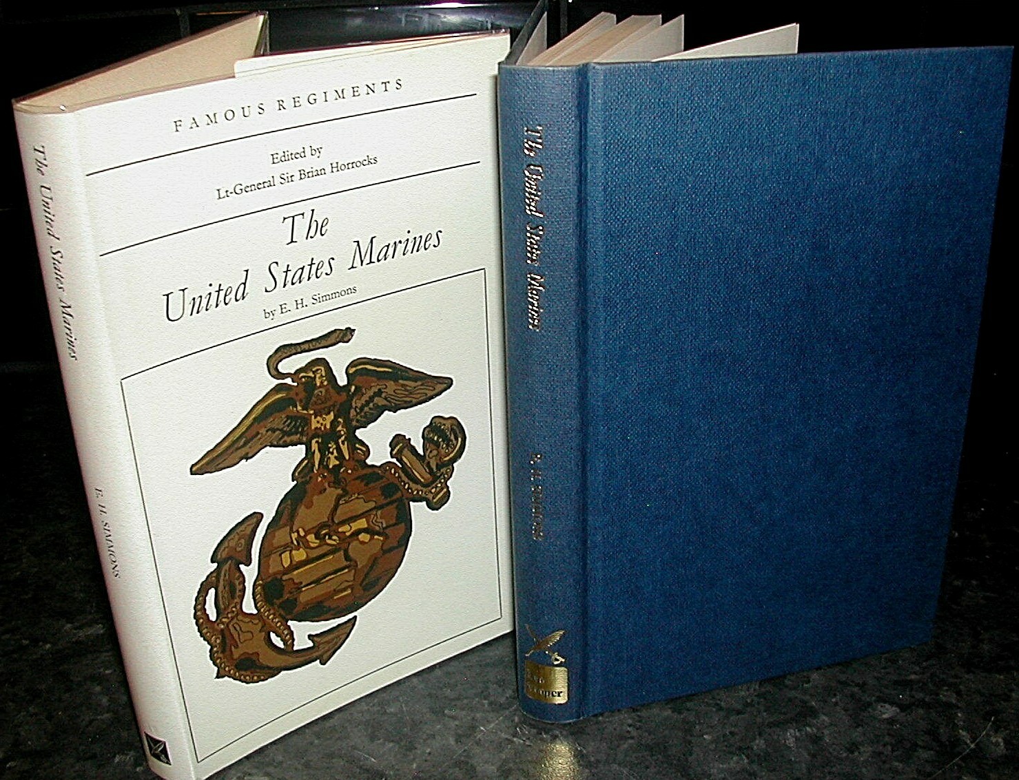 UNITED STATES MARINES Brigadier-General Edwin H Simmons 1st Ed FAMOUS REGIMENTS