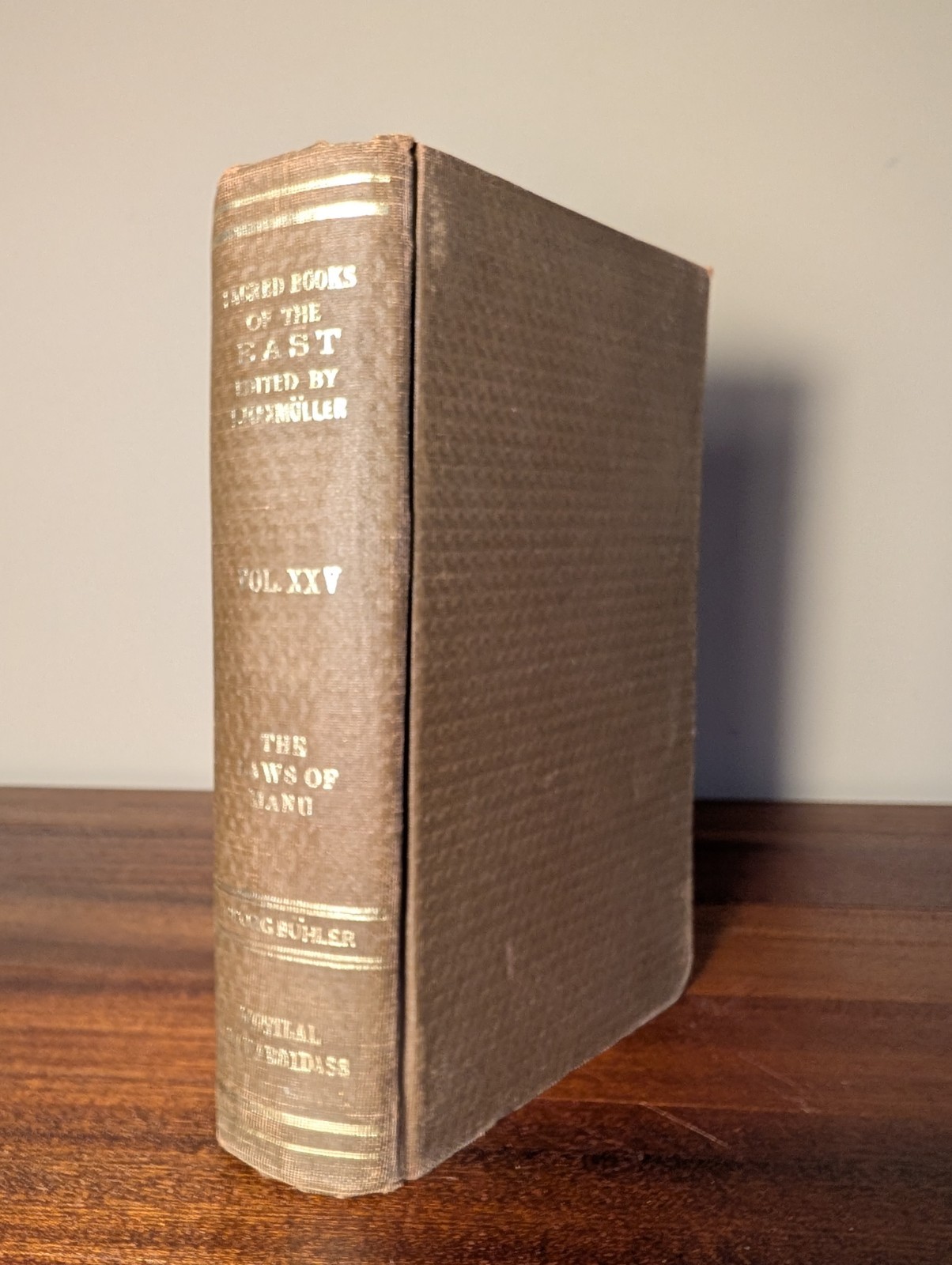 The Sacred Books Of The East – The Laws Of Manu – Translated By G. Buhler – 1970