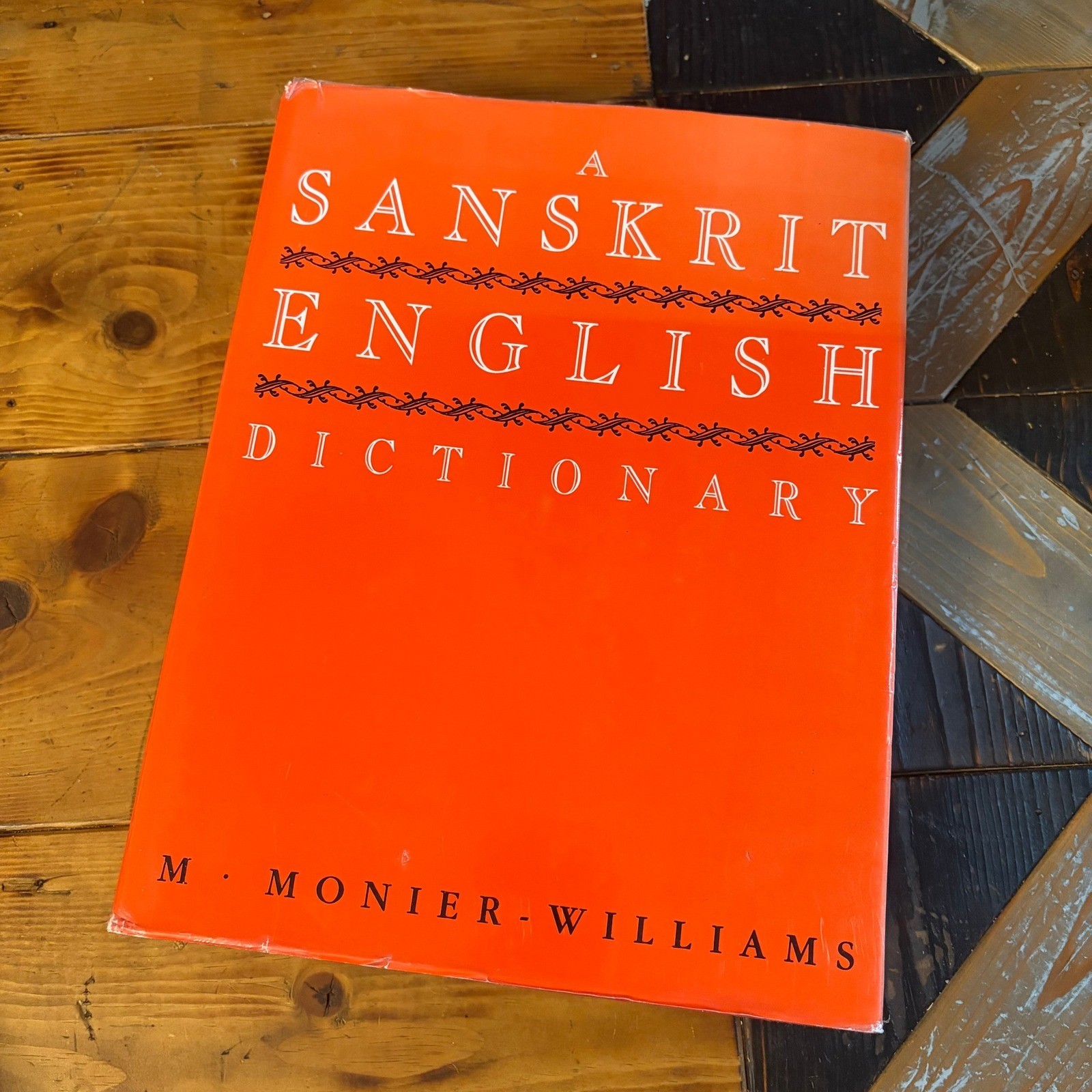 A Sanskrit English Dictionary Monier Monier-Williams Motilal Banarsidass Book