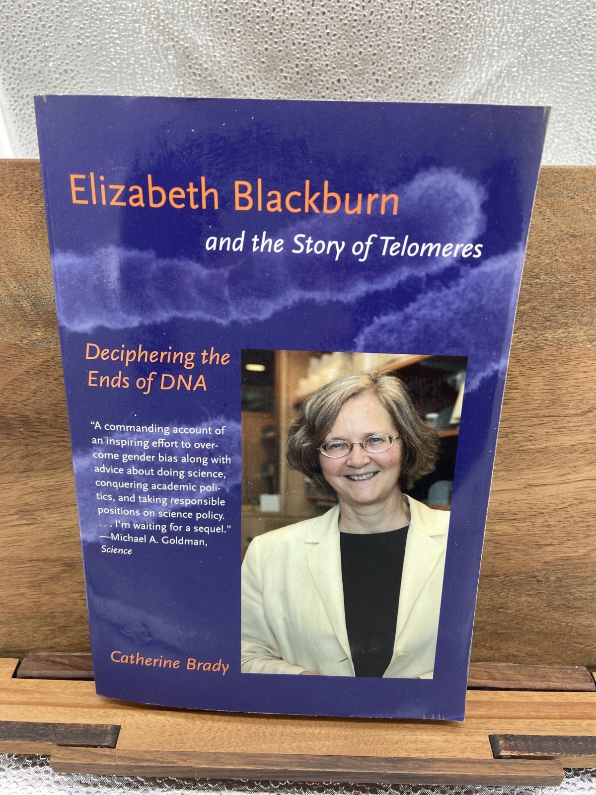 Elizabeth Blackburn and the Story of Telomeres: Deciphering the Ends of DNA [Pa