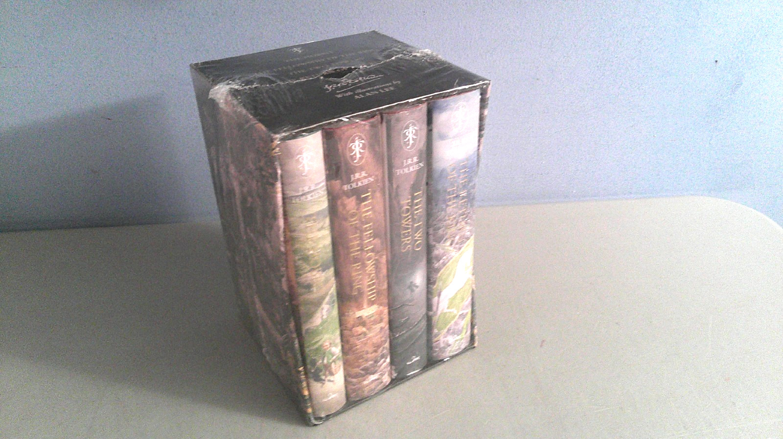 The Hobbit & The Lord Of The Rings Box Set Hard Cover Sealed