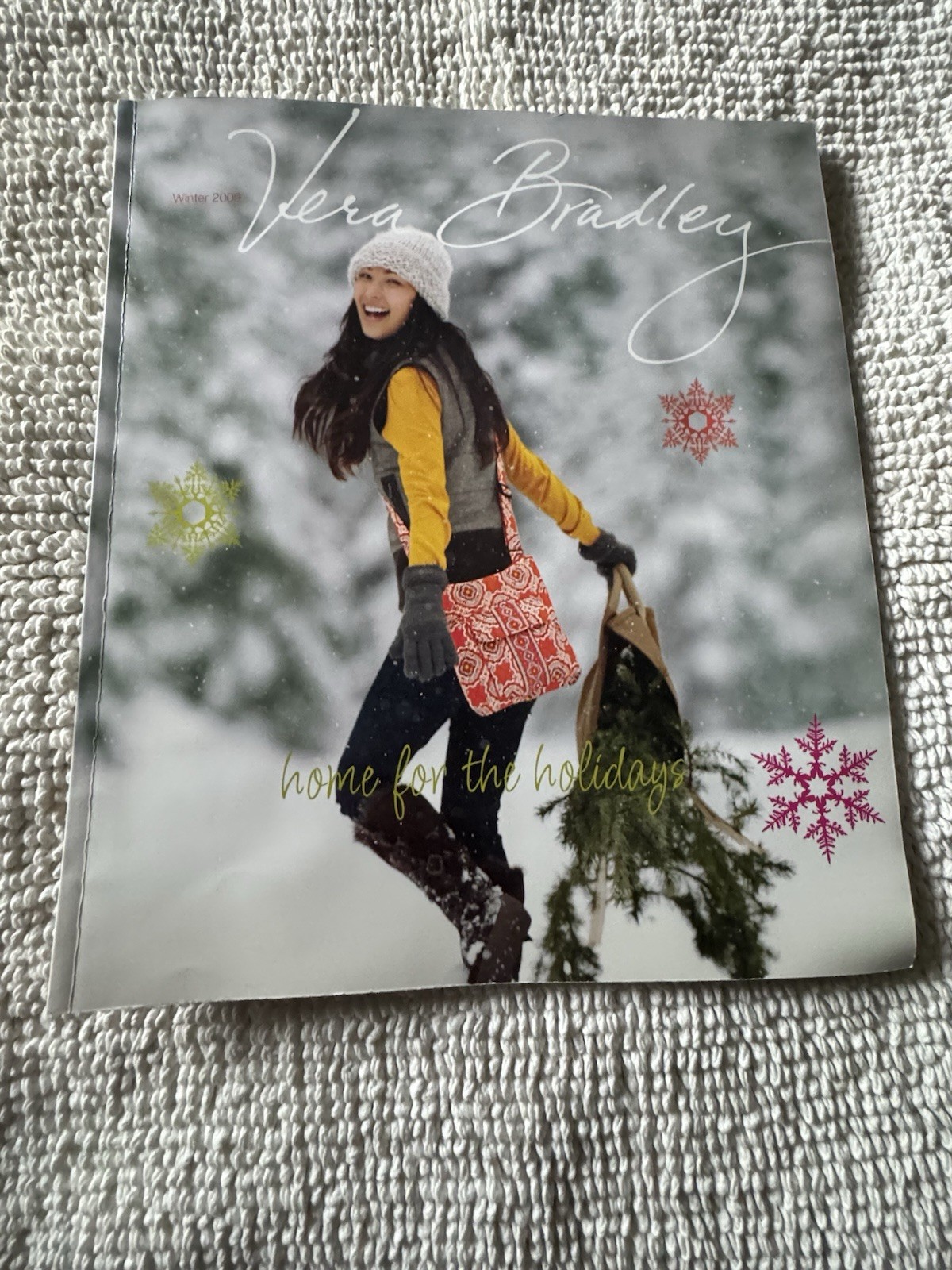 Winter 2009 VERA BRADLEY HOME FOR THE HOLIDAYS Catalog 44 Heavy, Glossy Pages EX