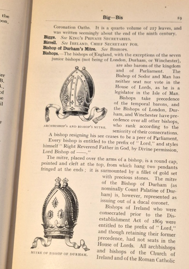 **HC BOOK 1911 DEBRETT’S CORONATION GUIDE KING GEORGE V & MARY ILLUSTRATED w ADS