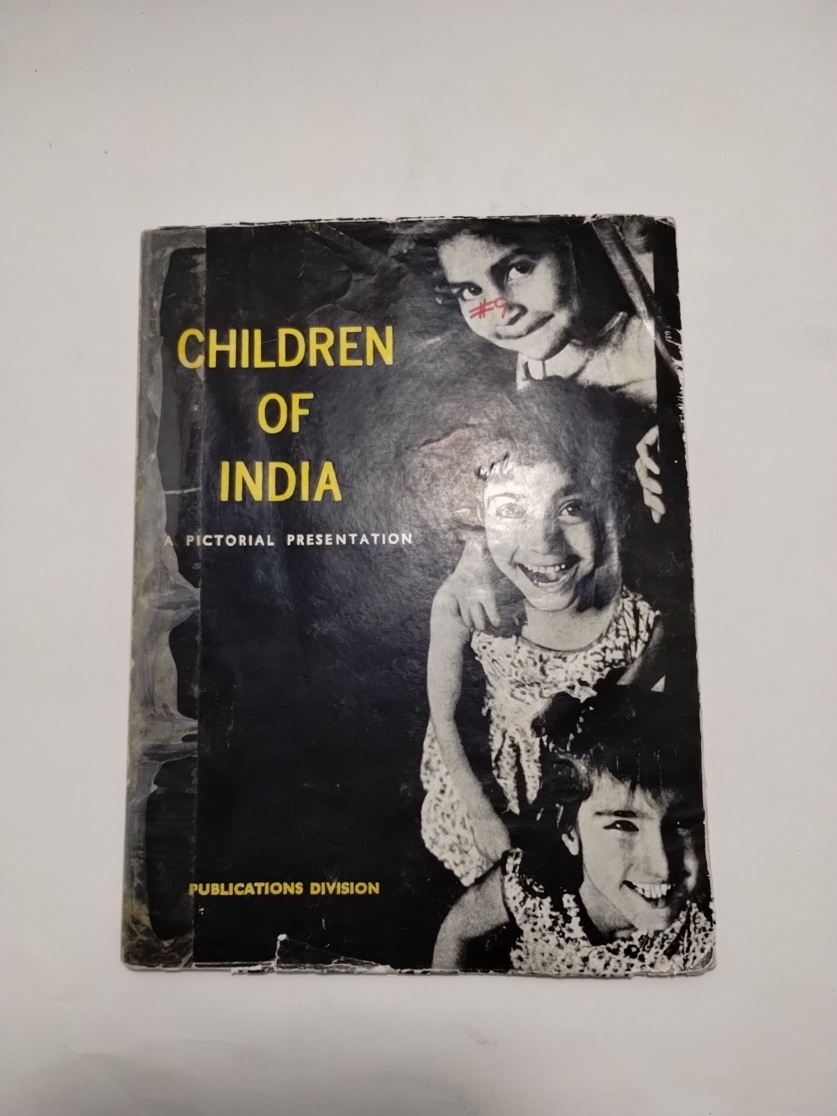Children of India Pictorial Presentation by the Government of India Vintage PB