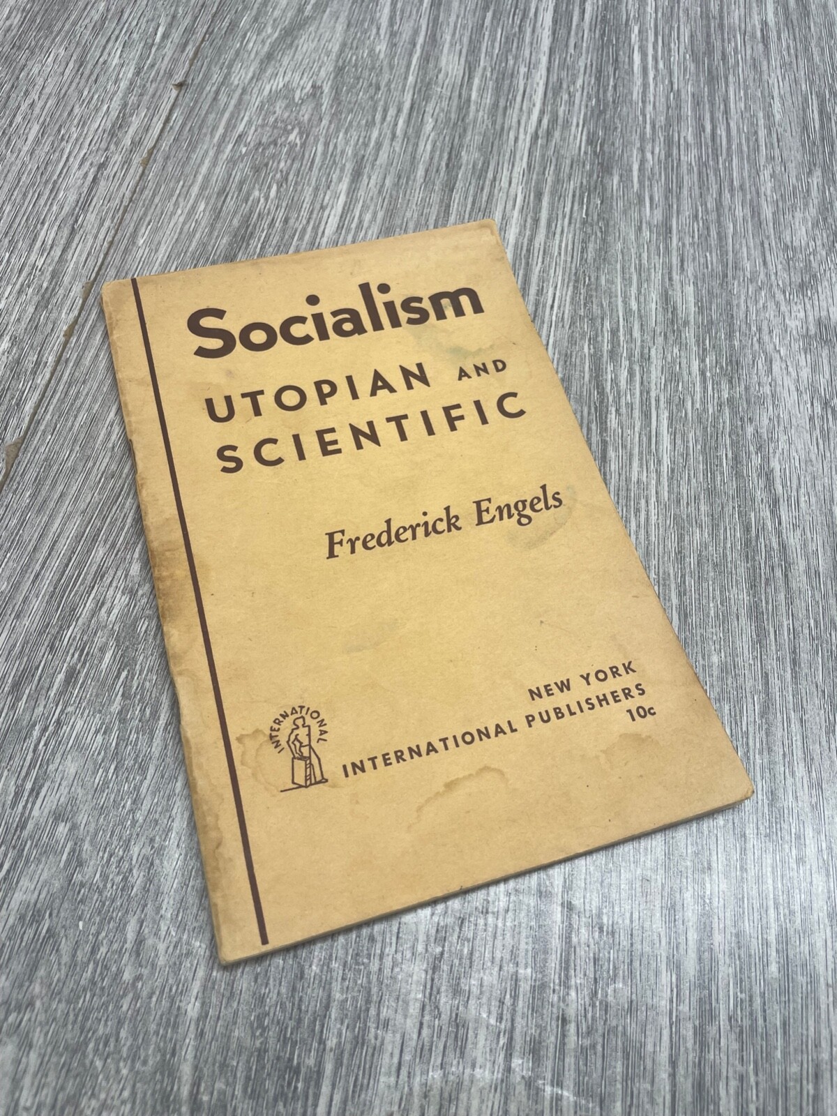 Socialism Utopian and Scientific Frederick Engels 47 pages 1945 print