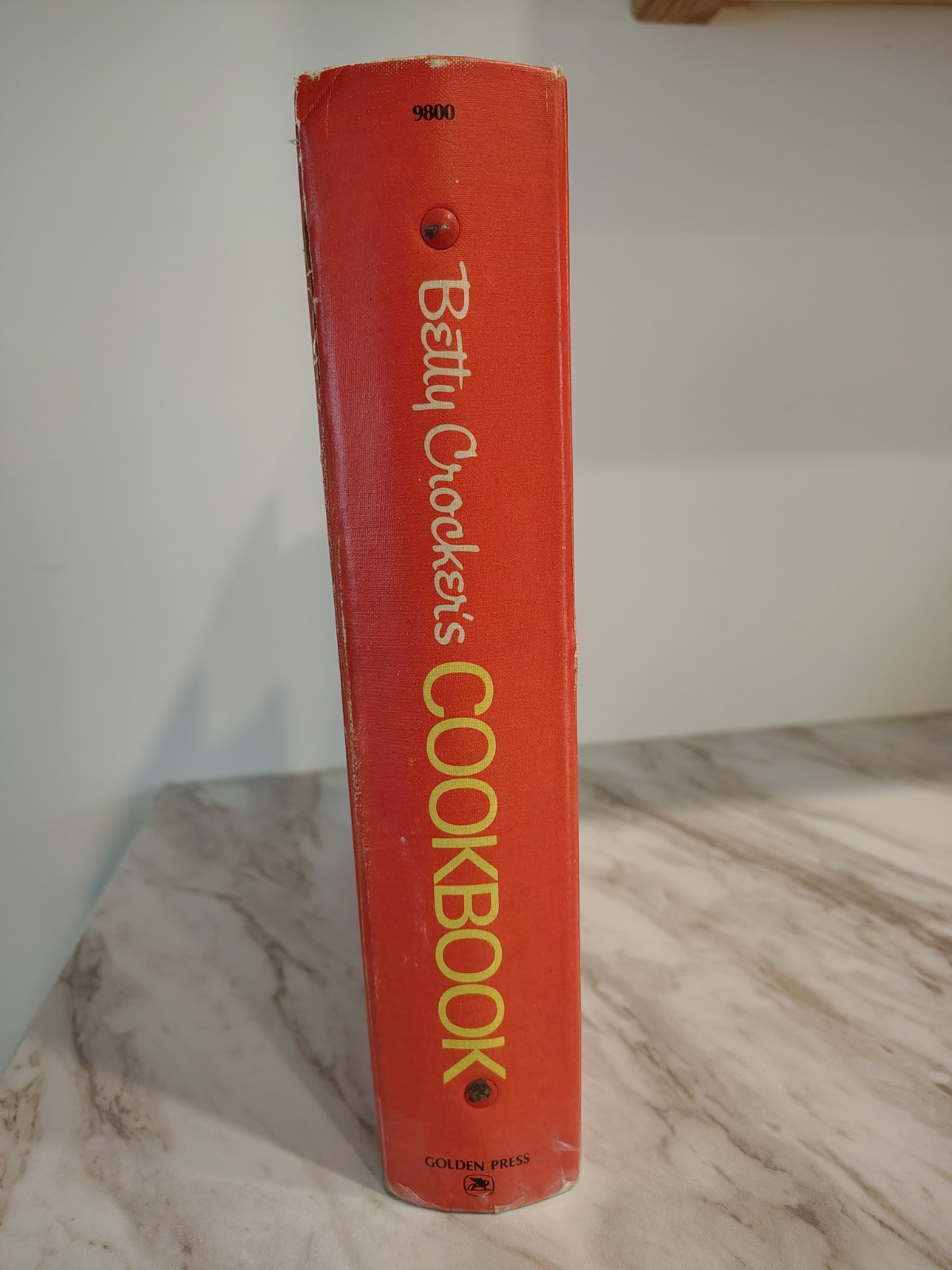 Betty Crocker’s Cookbook Ringbound Illustrated Cookbook 1973 18th Printing