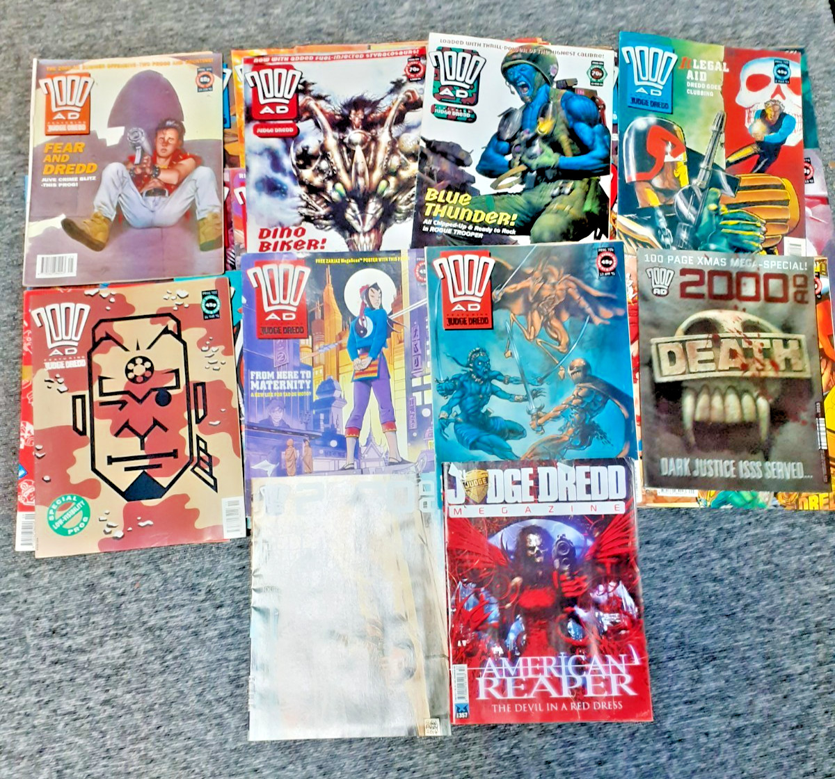 2000 AD Comic Collection Bundle – Judge Dredd Progs 60+ Megazines D54 B245