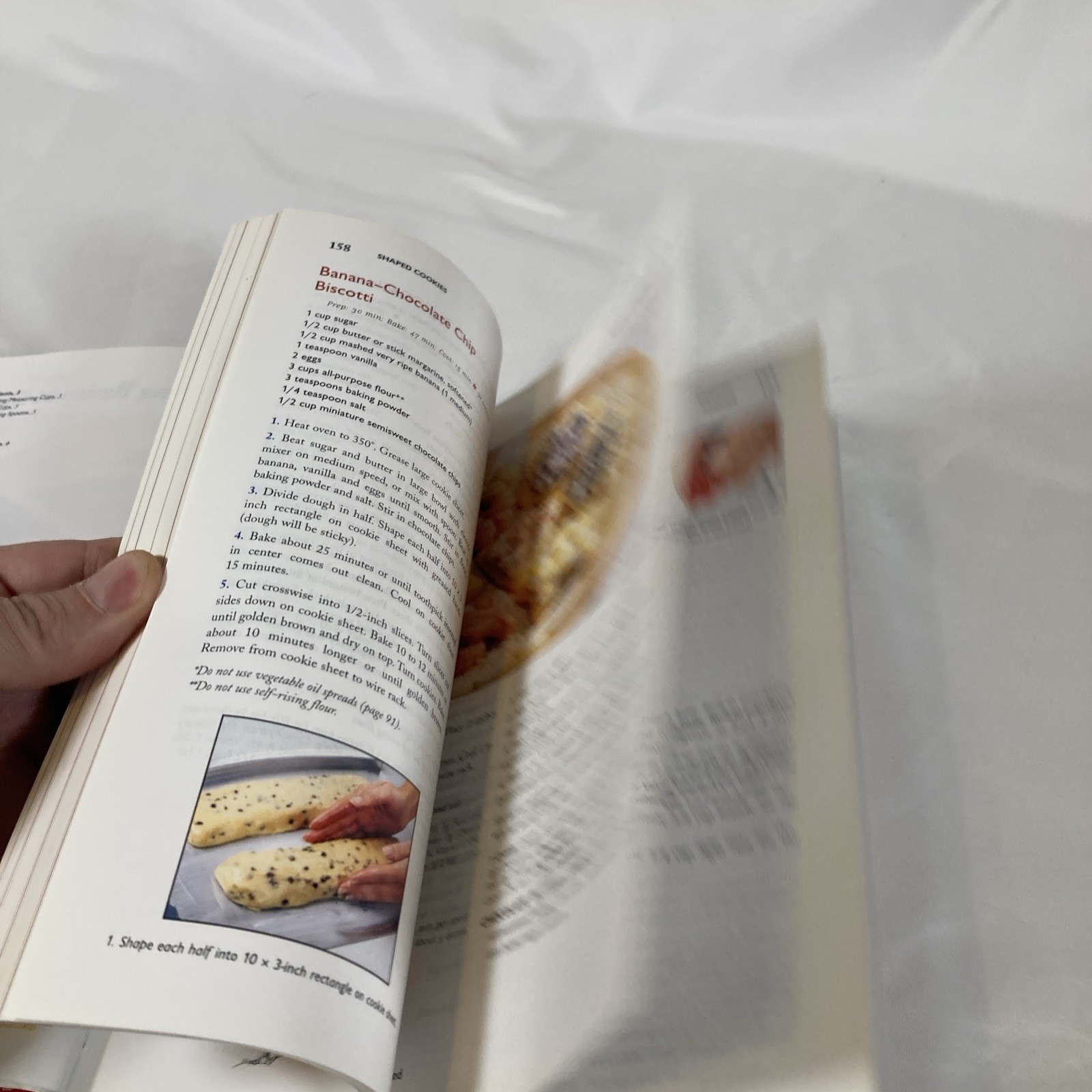 Vintage 2000 Betty Crocker’s Cookbook The Big Red Cookbook Hardcover 546 Pages