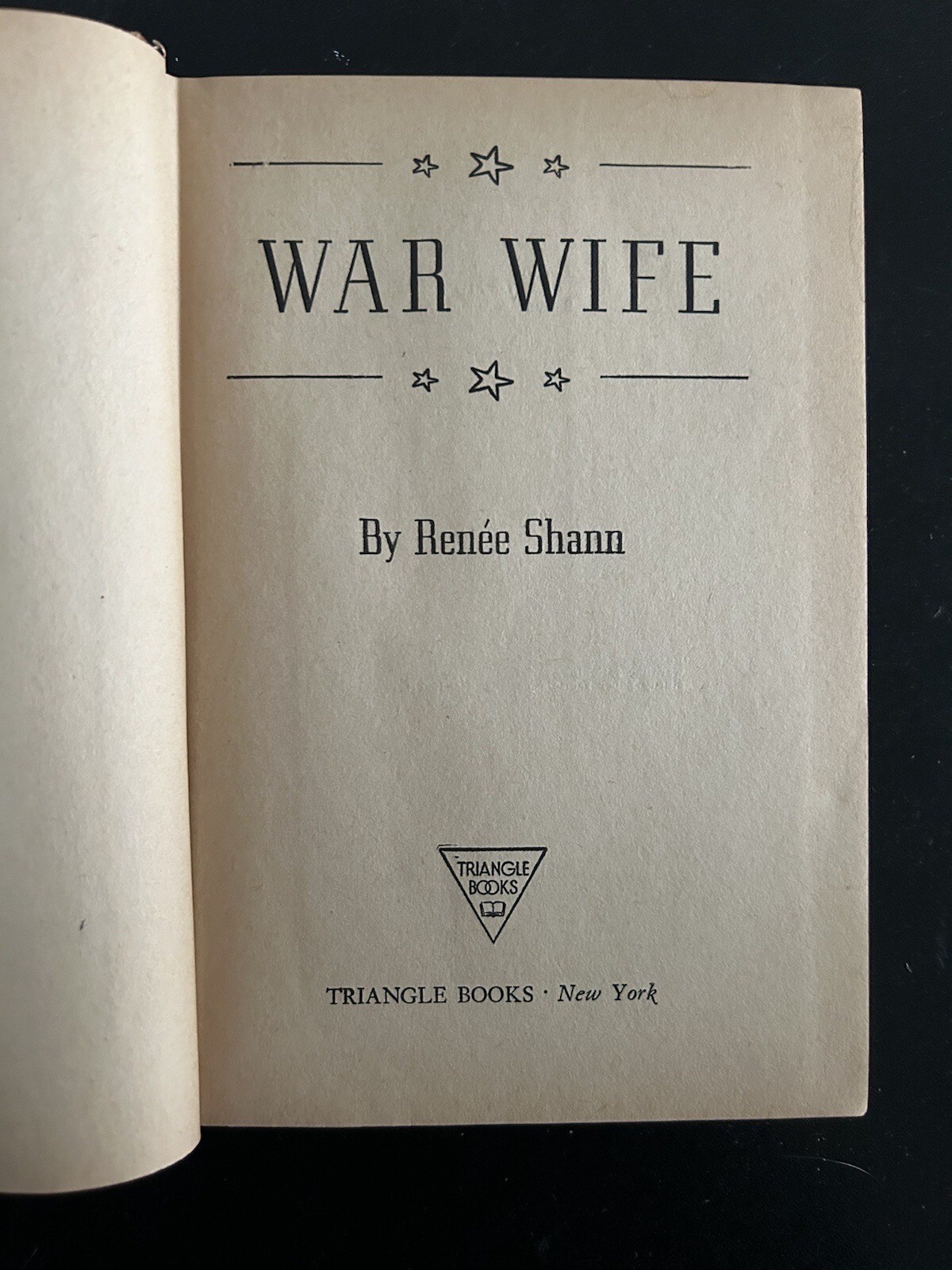War Wifebook HC Renee Shann 1943 HC
