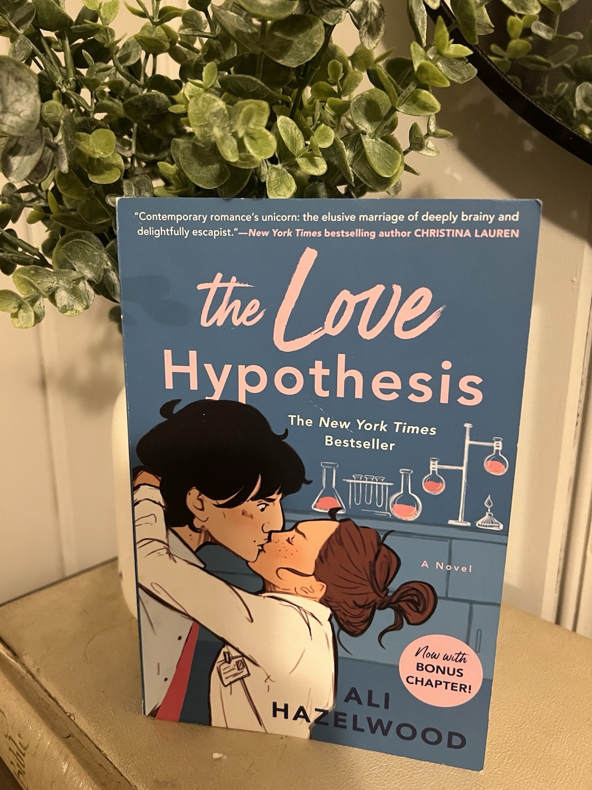Ali Hazelwood the Love Hypothesis Paperback