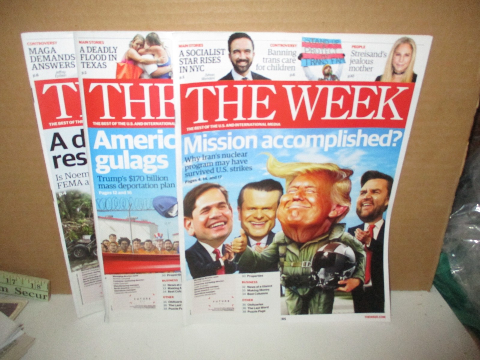 3 Magazine Back Issues: The Week July 4/11 , 18, 25, 2025