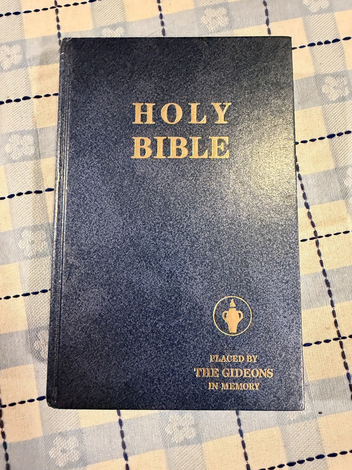 HOLY BIBLE Placed by the GIDEONS in Memory Blue HARDCOVER KJV