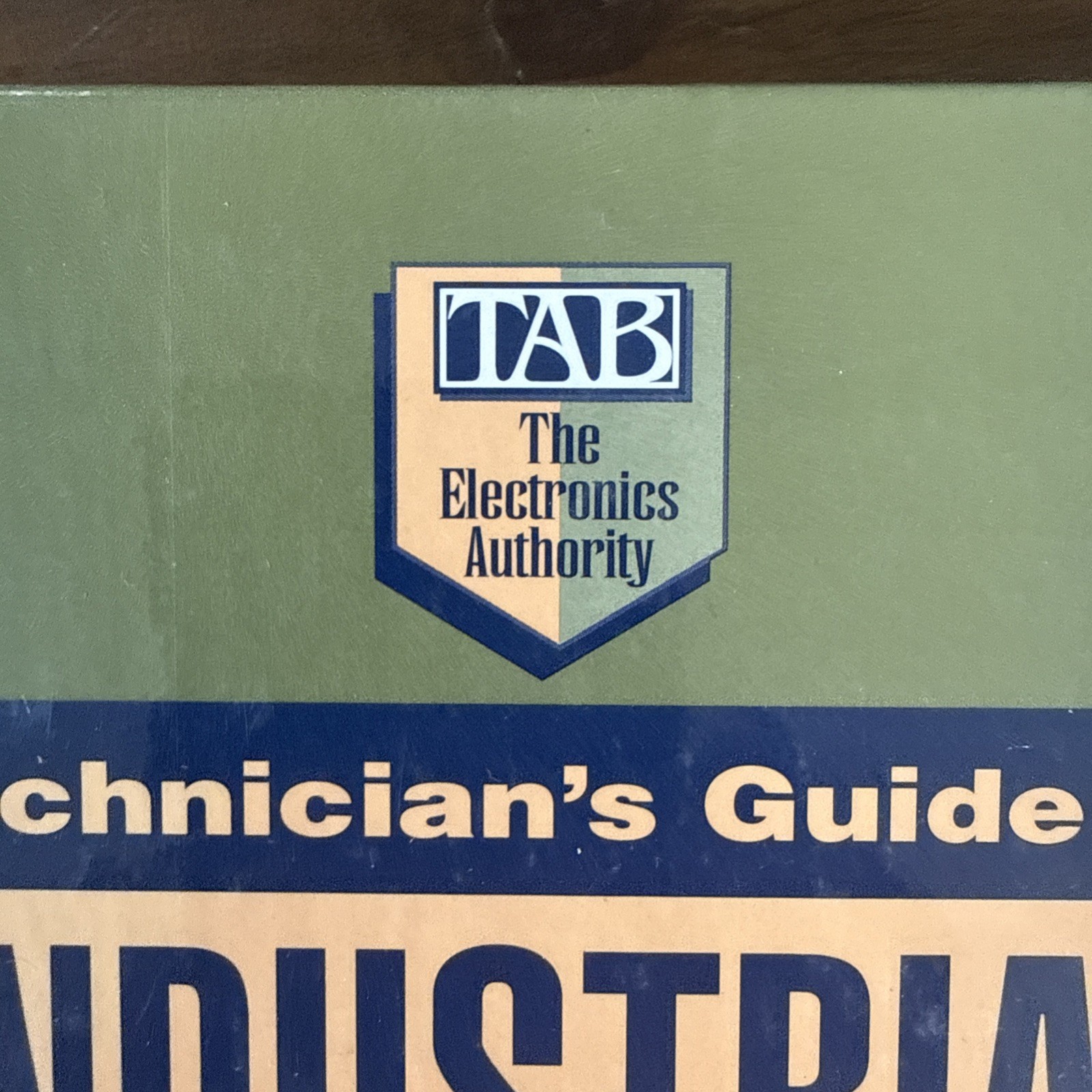 Technician’s Guide to Industrial Electronics: How to Troubleshoot and Repair