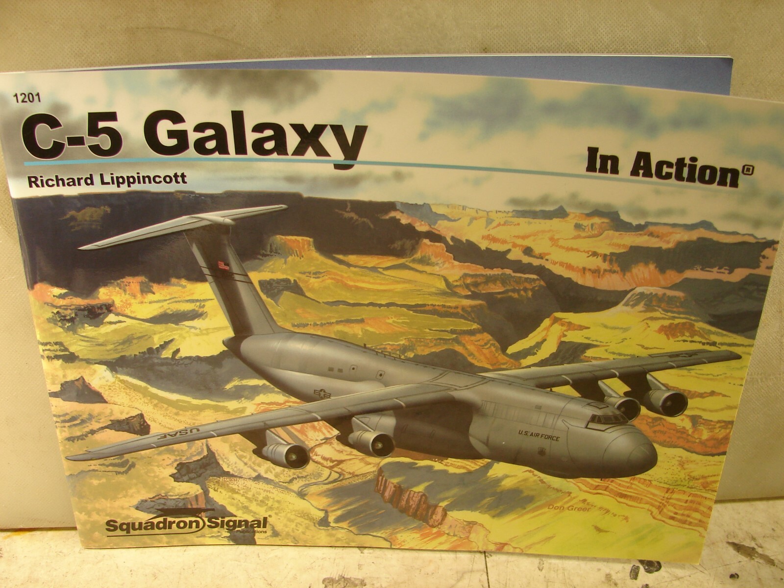 C-5 Galaxy In Action. Squadron. 58 Pages SC.