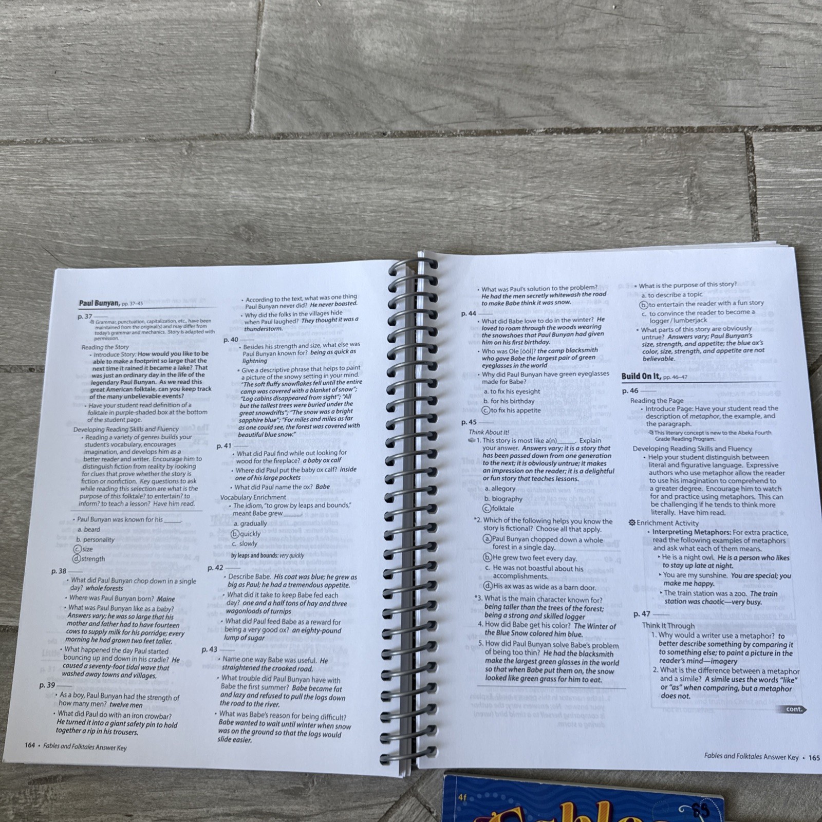 A Beka 4th Grade Reading Teacher/Answer Keys And 3 Readers Gifts And Gadgets