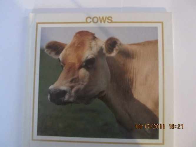 Cows (Farm Animal Discovery – Library Binding, by Stone Lynn M. – Very Good