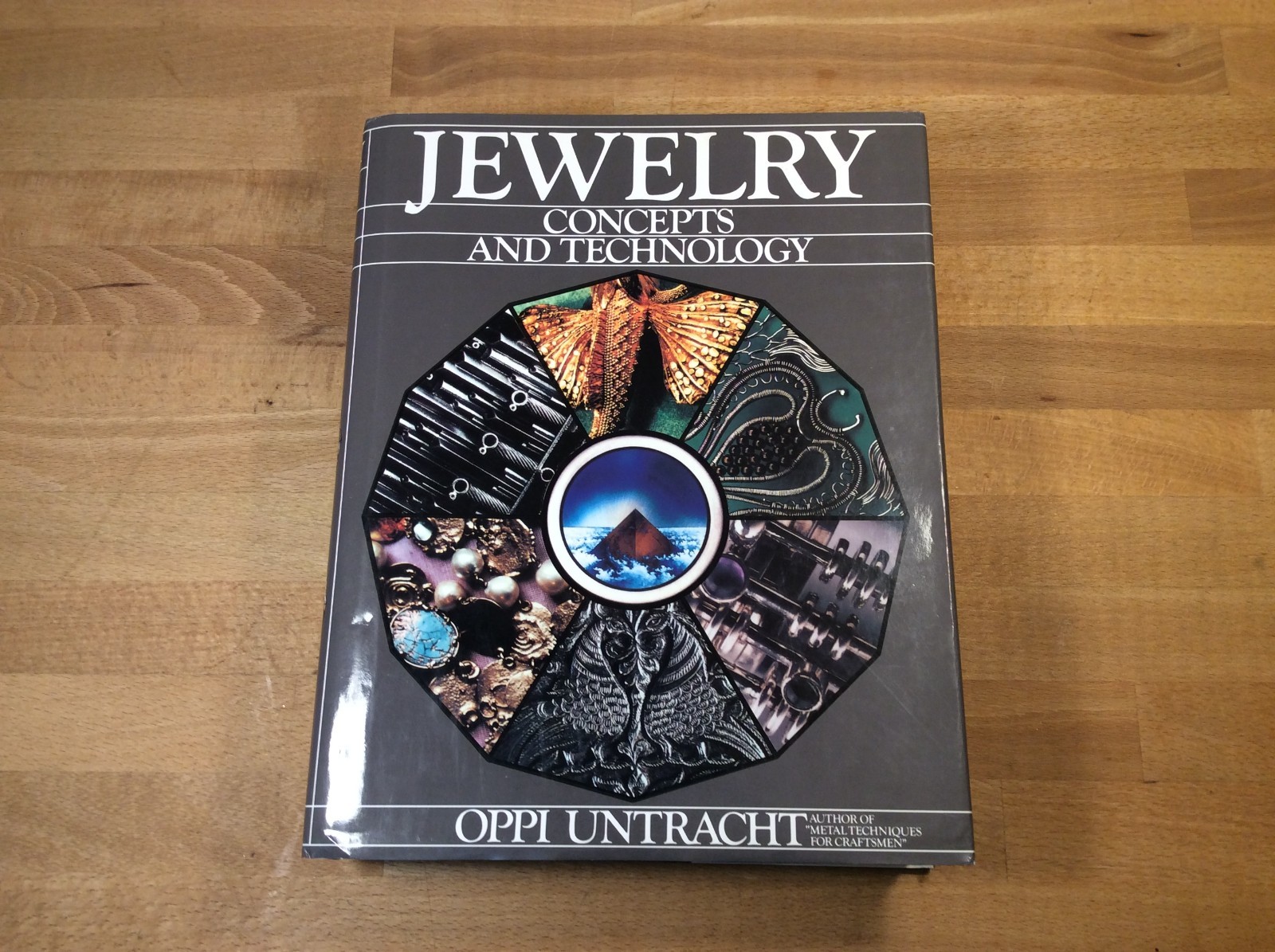 Jewelry: Concepts and Technology, Oppi Untracht, Oversize Hardcover