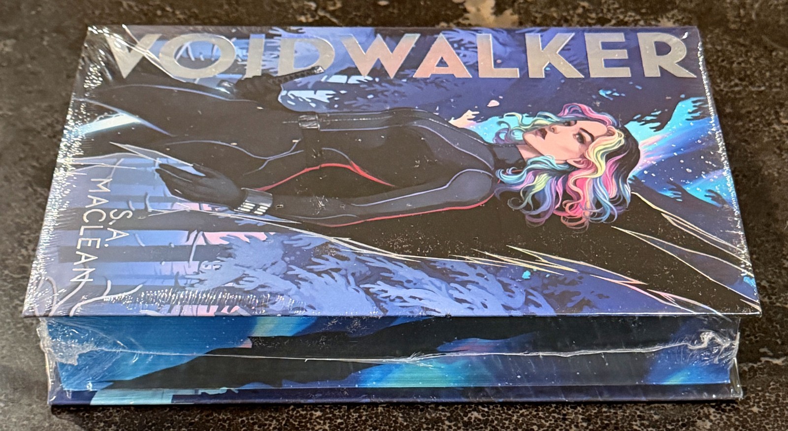 Voidwalker – S.A. MacLean – Illumicrate Exclusive Hardcover Sprayed Edges Sealed