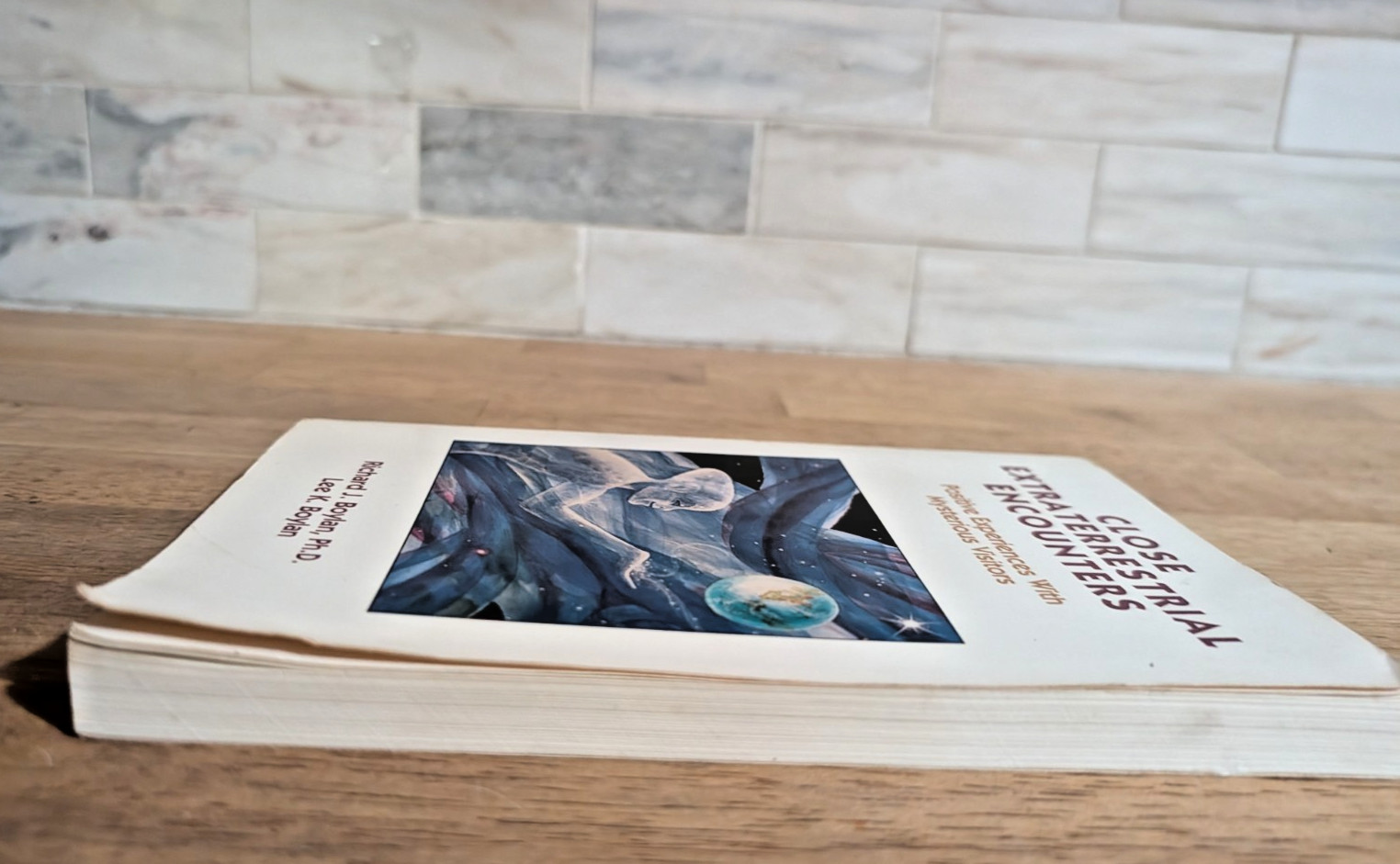 Close Extraterrestrial Encounters Alien UFO Experiences First Edition – Boylan