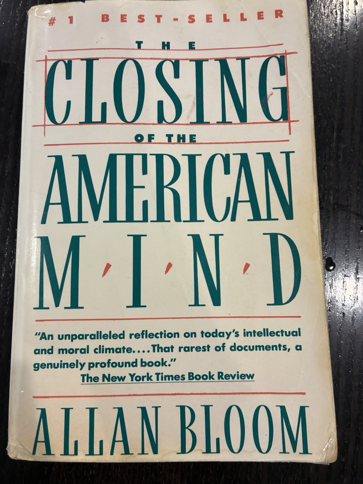 The Closing of the American Mind Allan Bloom Simon & Schuster Paperback Book