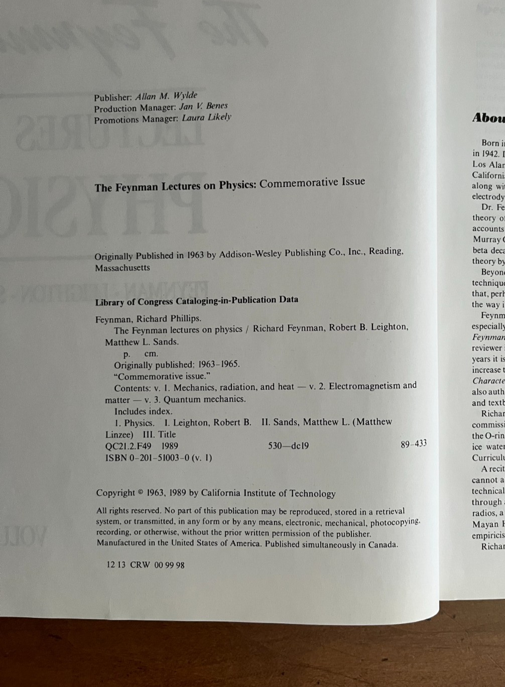 The Feynman Lectures on Physics: Commemorative Issue Vol 1