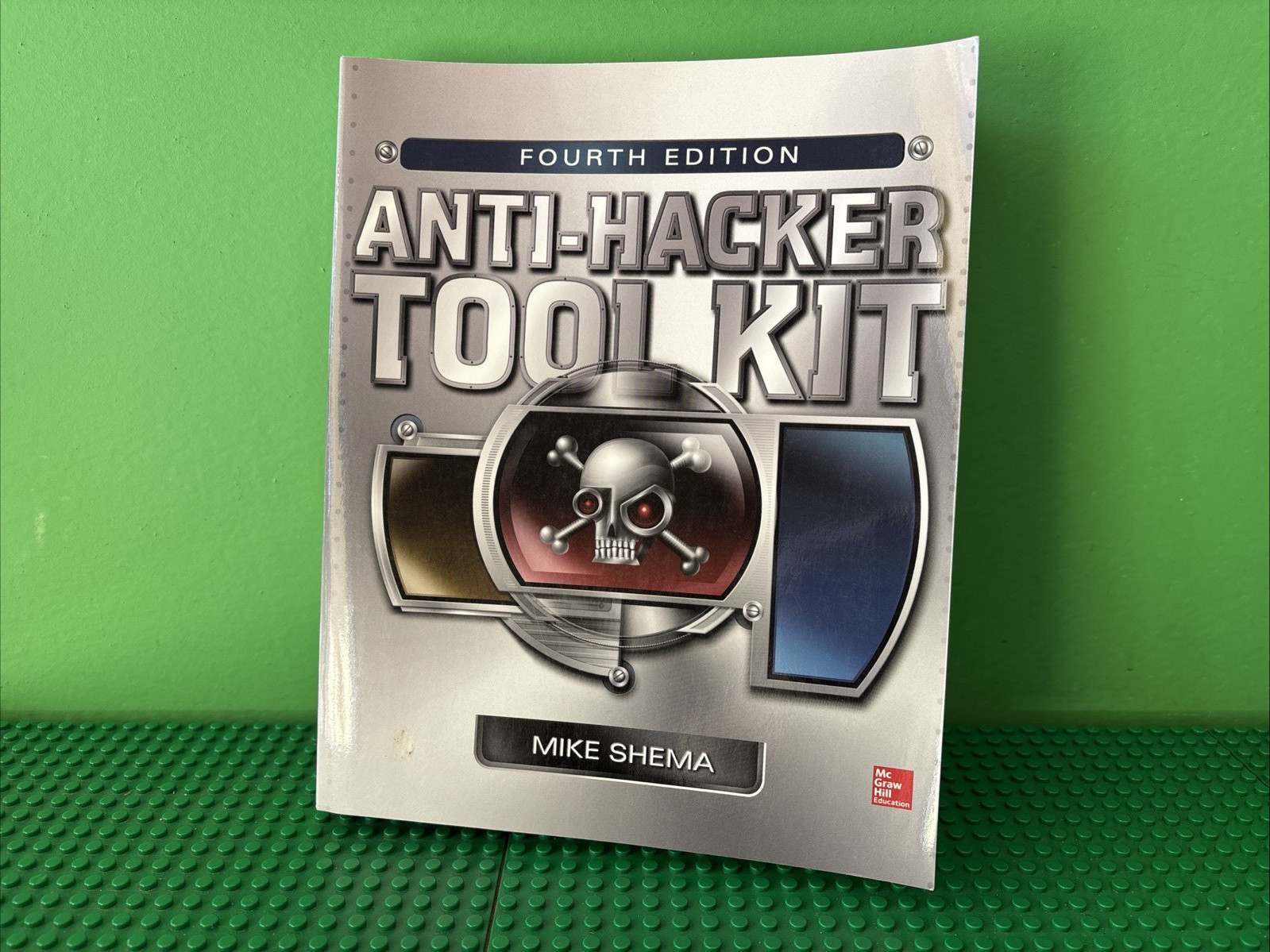 ANTI HACKER TOOL KIT MIKE SHEMA COMPUTER TECHNOLOGY SECURITY BOOK