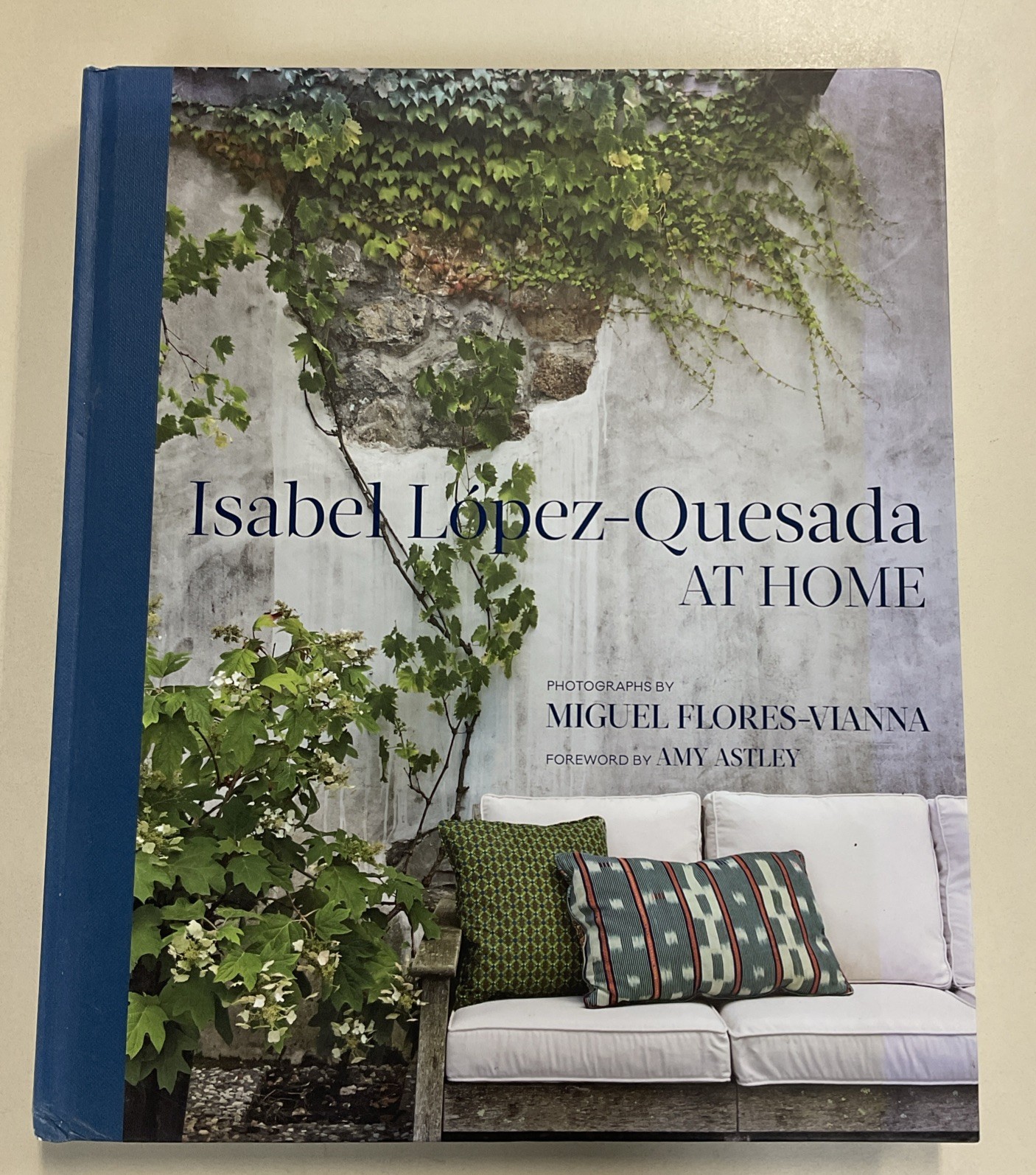 At Home Isabel Lopez Quesada 2018 HC Vendome Design Architecture