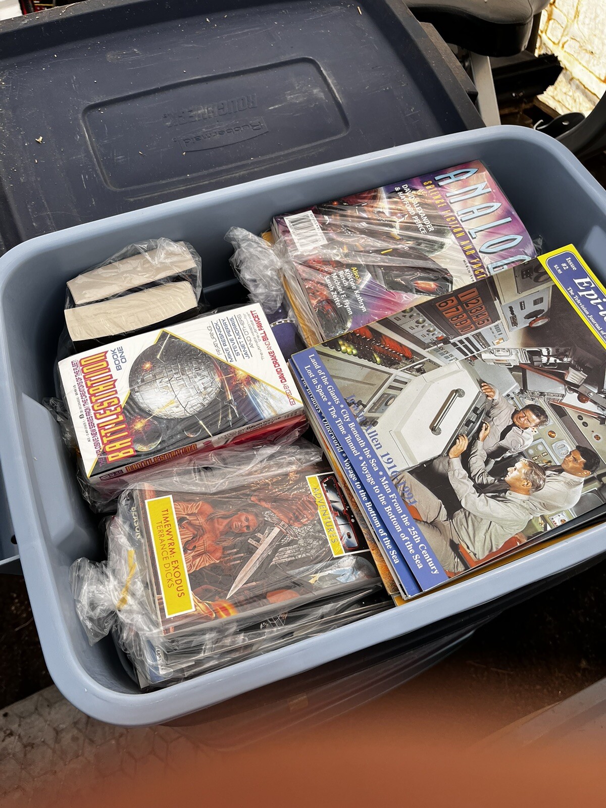 Books In Totes Box Value Not Sorted Hardback / Paperback MIX SET $25 Each Tote