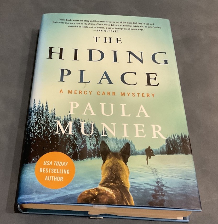 Hiding Place : A Mercy Carr Mystery by Paula Munier (2021, Hardcover) First Ed.