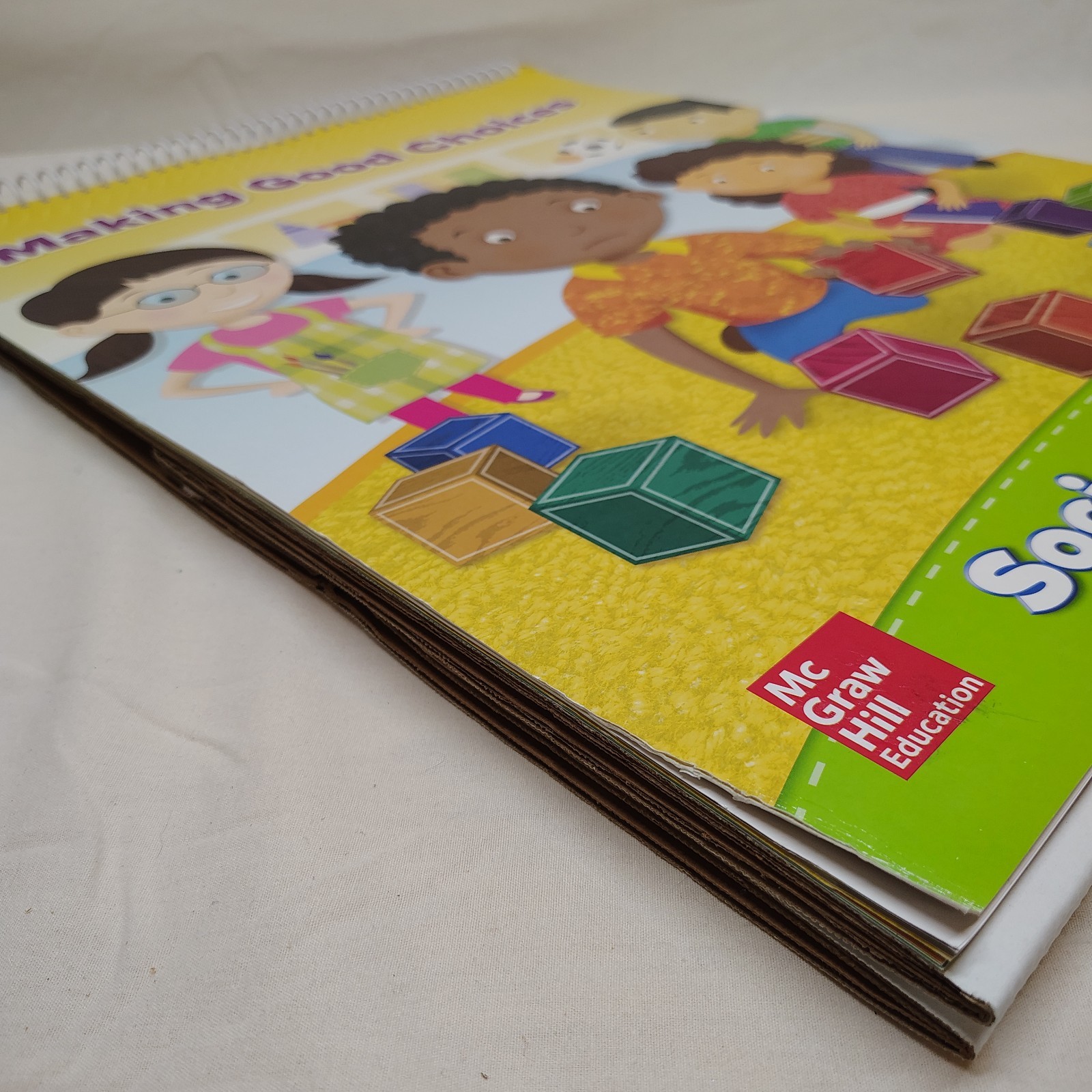 McGraw Hill Making Good Choices Social Emotional Flip Chart + Wheels Wings Book