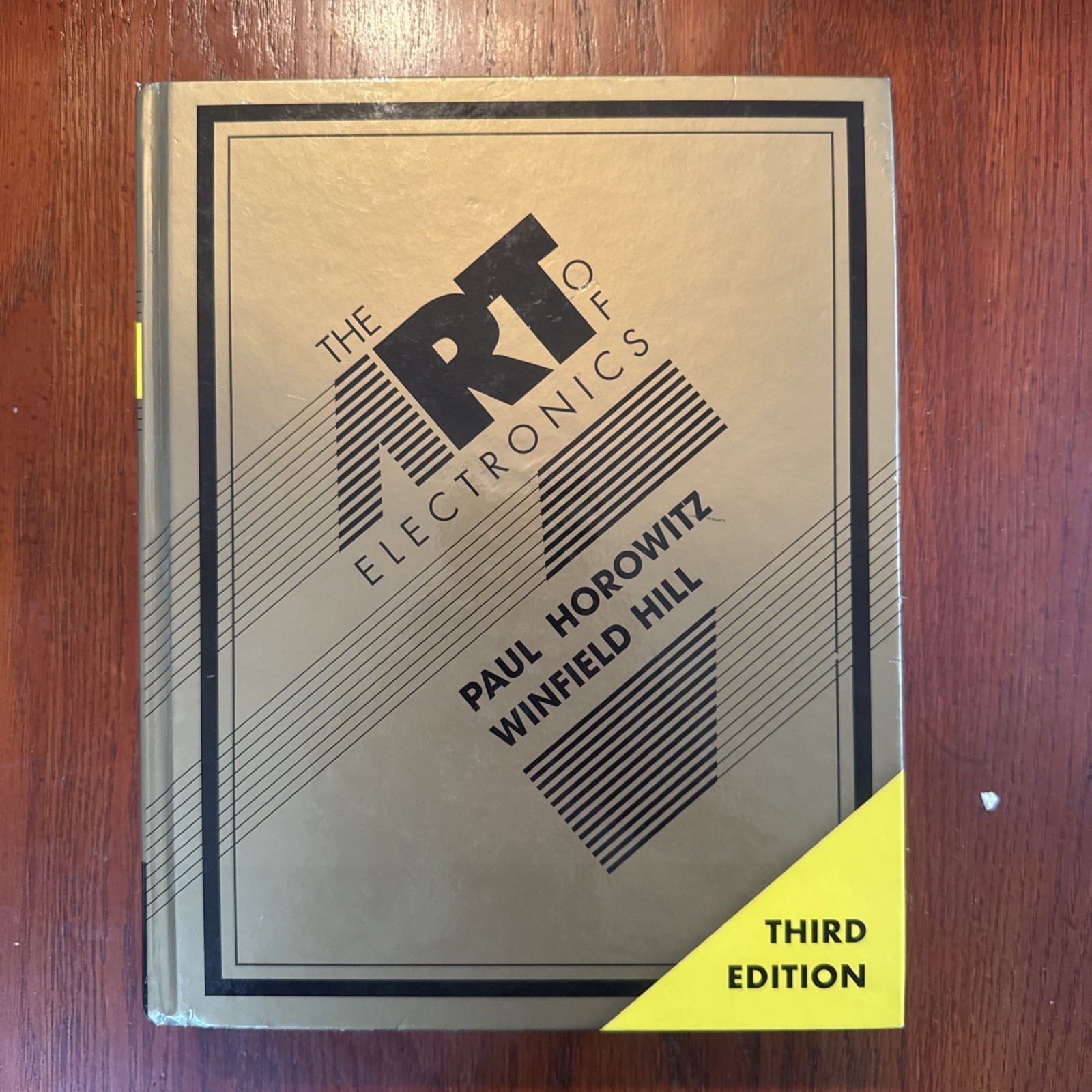 Art of Electronics by Paul Horowitz and Winfield Hill (2015, Hardcover)