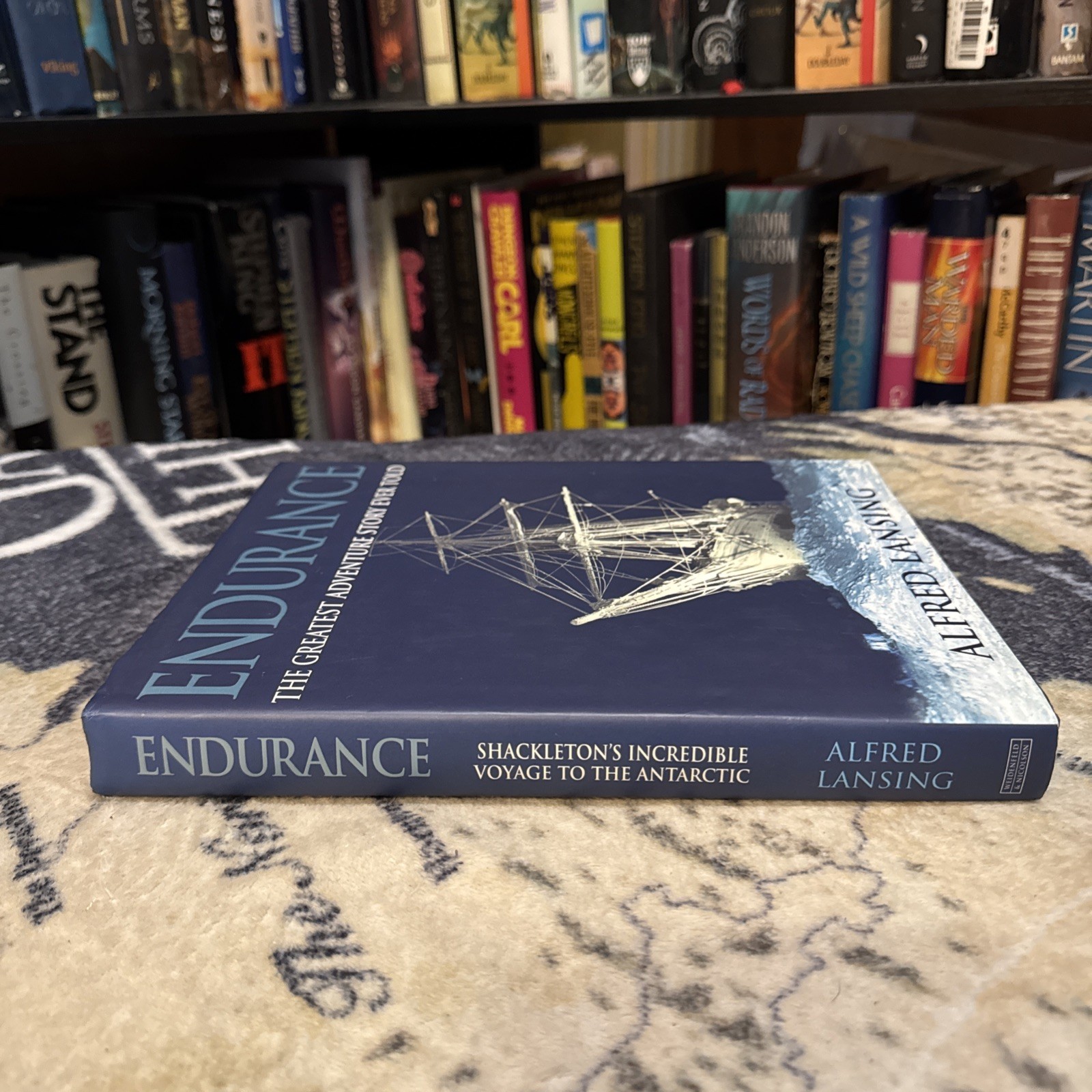 Endurance — Alfred Lansing (2000, Hardcover) Illustrated Edition, HCDJ, VG