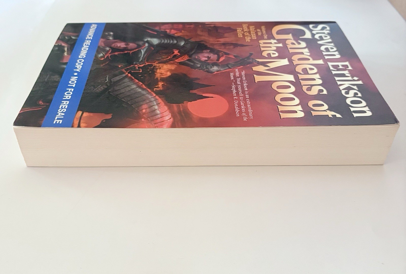 Steven Erikson Malazan Gardens of the Moon ARC 1st Print + RARE Reader Postcard!