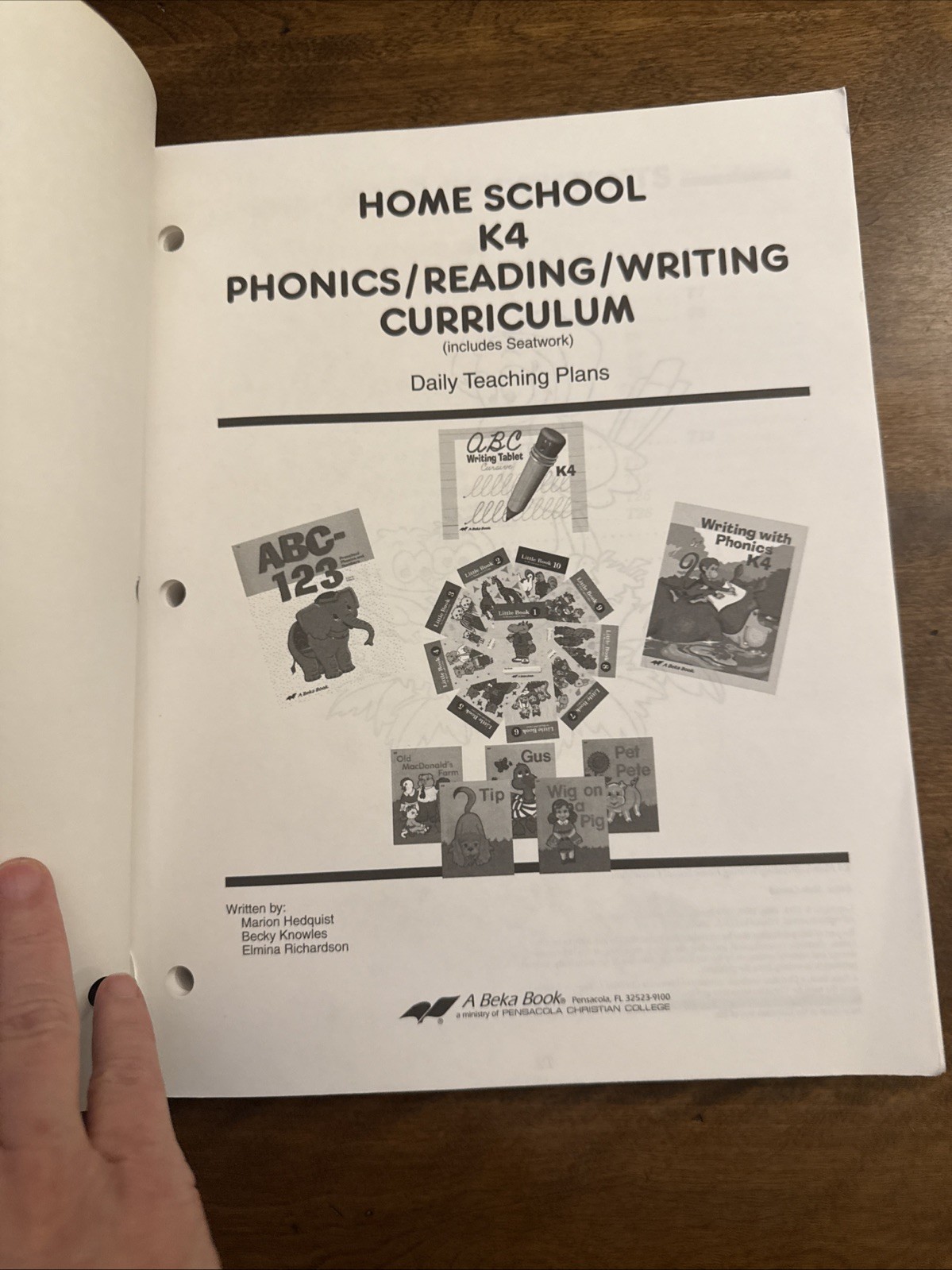 Abeka Phonics reading and writing curriculum K4 includes seatwork Paperback