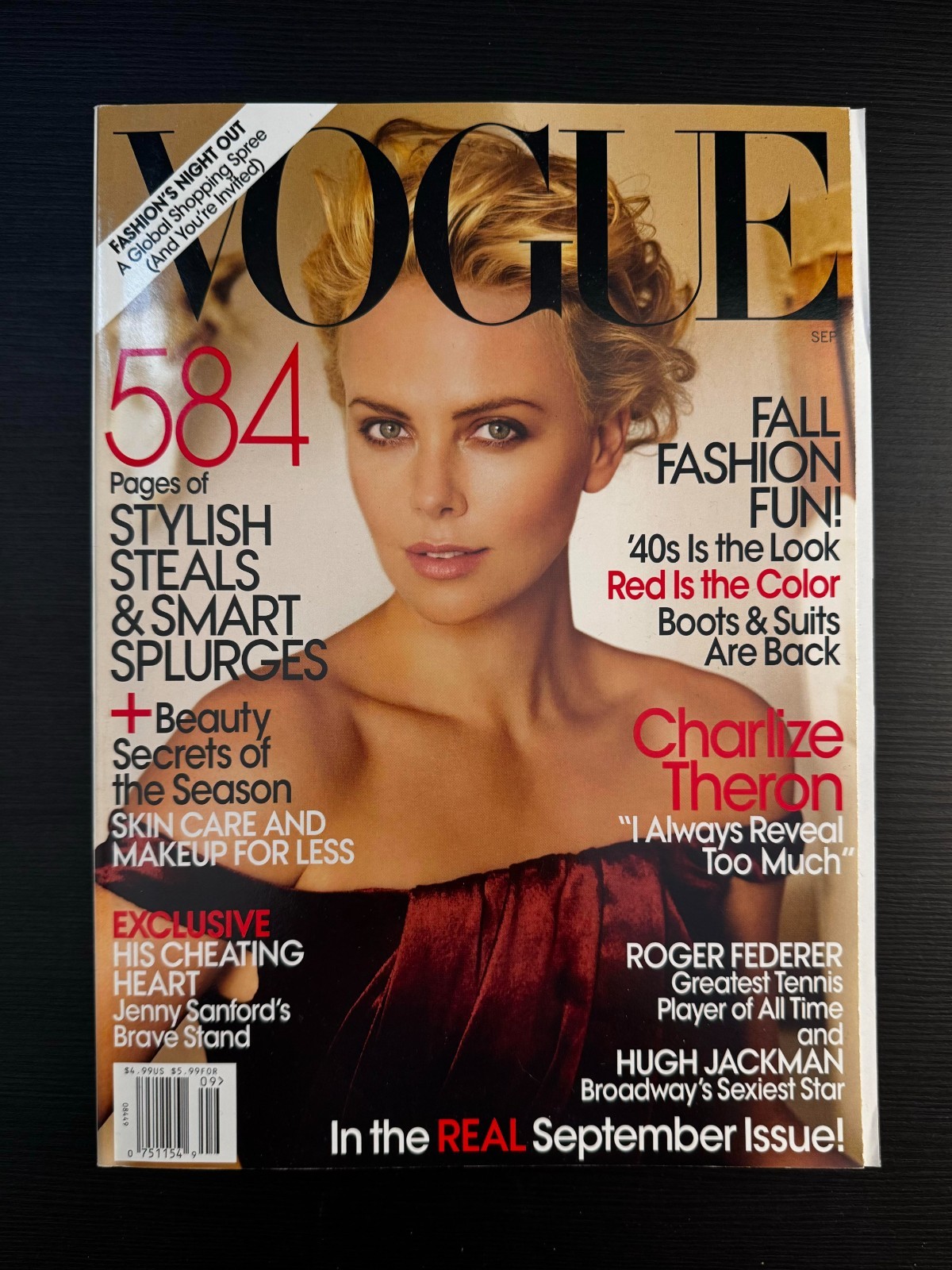 Vogue Magazine September 2009 – Charlize Theron – Excellent Condition 584 Pages
