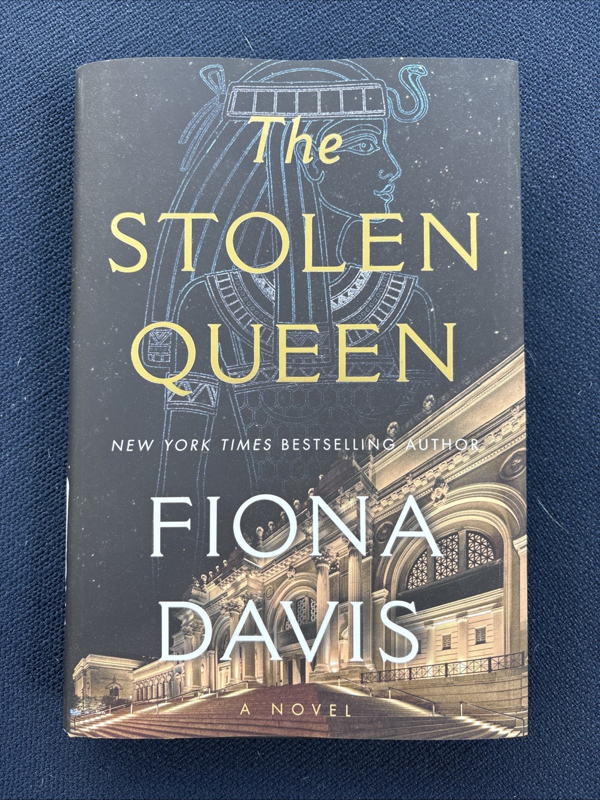 The Stolen Queen: A Novel, Davis, Fiona, 9780593474273
