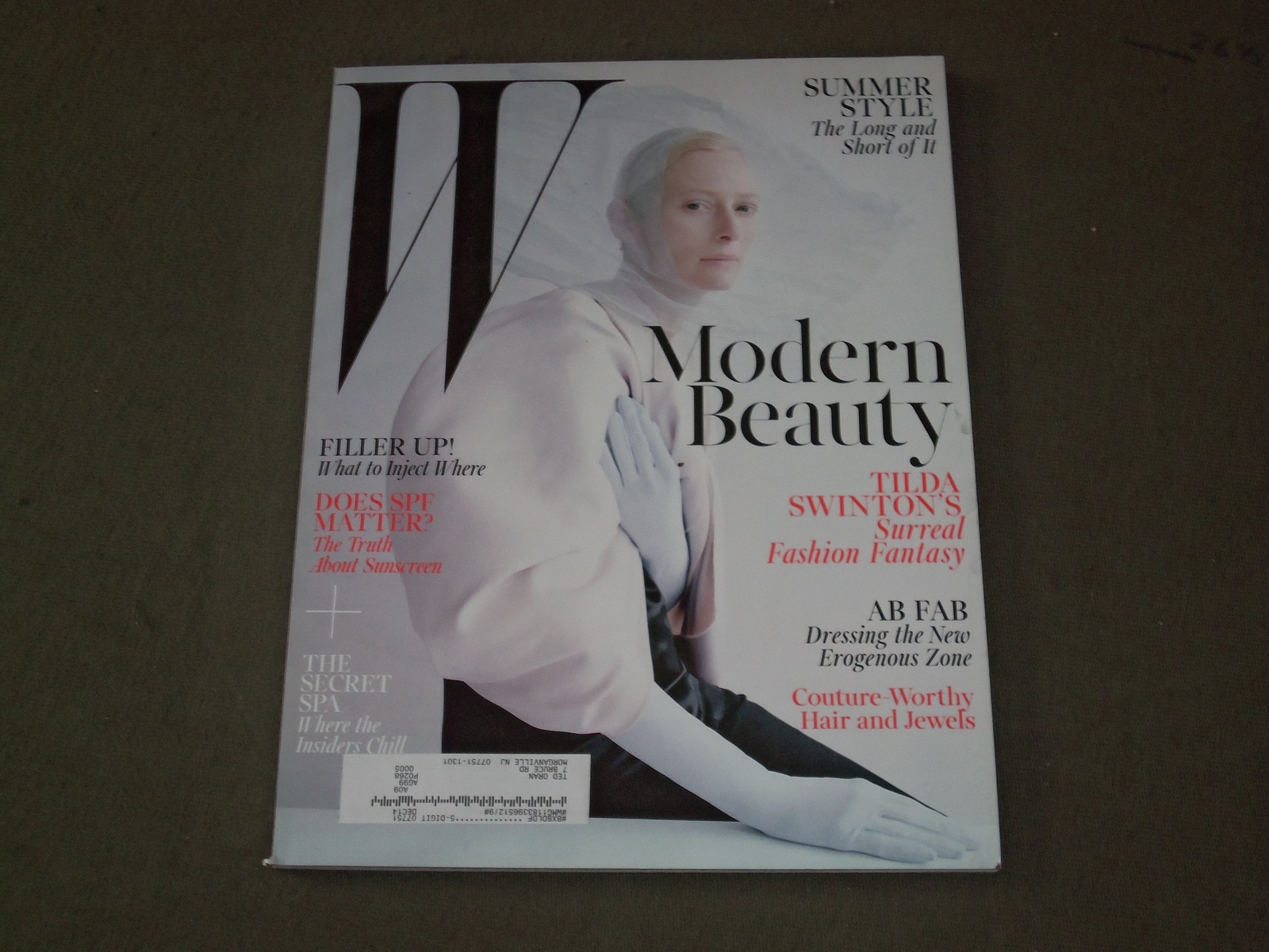 2013 MAY W MAGAZINE – TILDA SWINTON COVER – B 3481