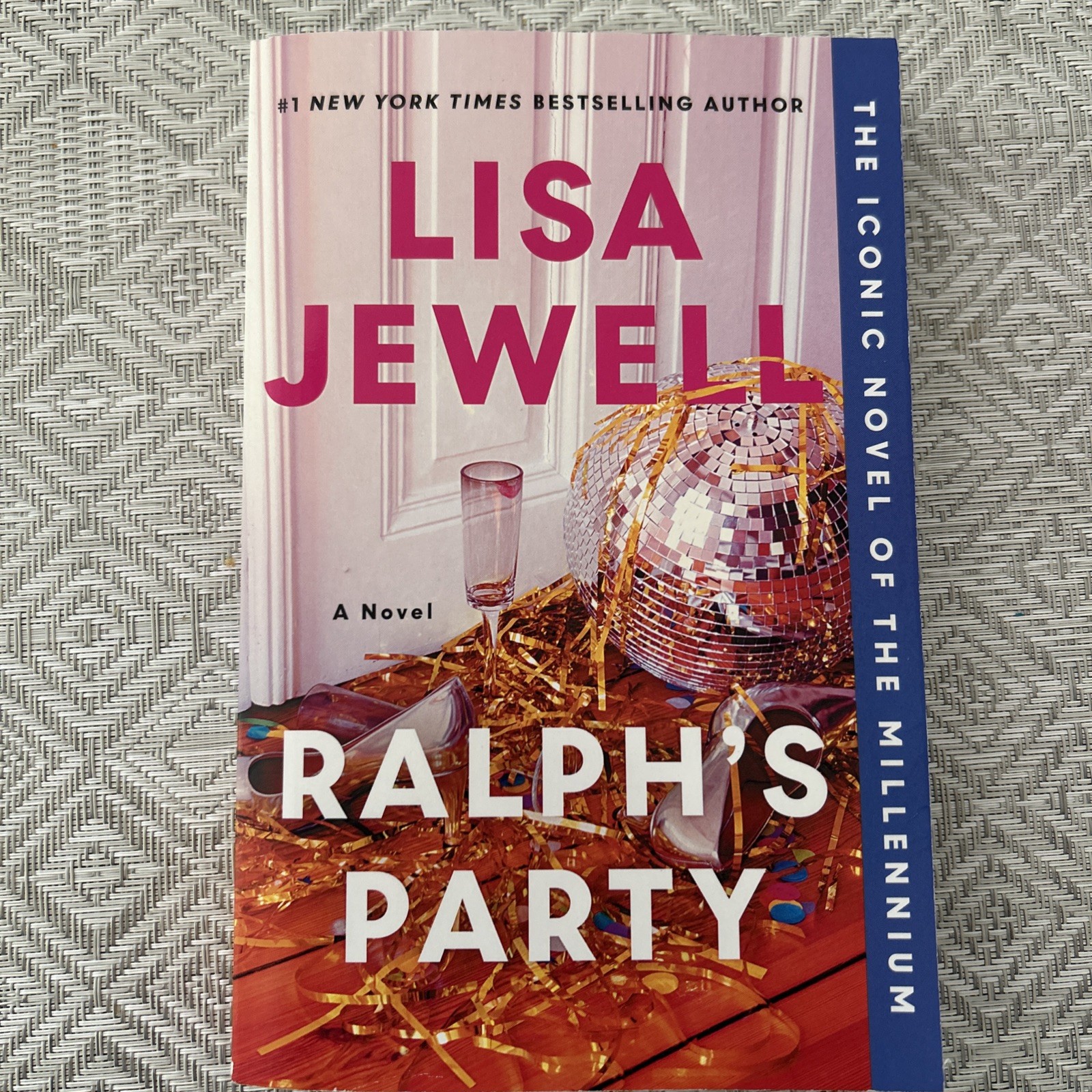 Ralph’s Party: A Novel – Paperback, by Jewell Lisa – Very Good