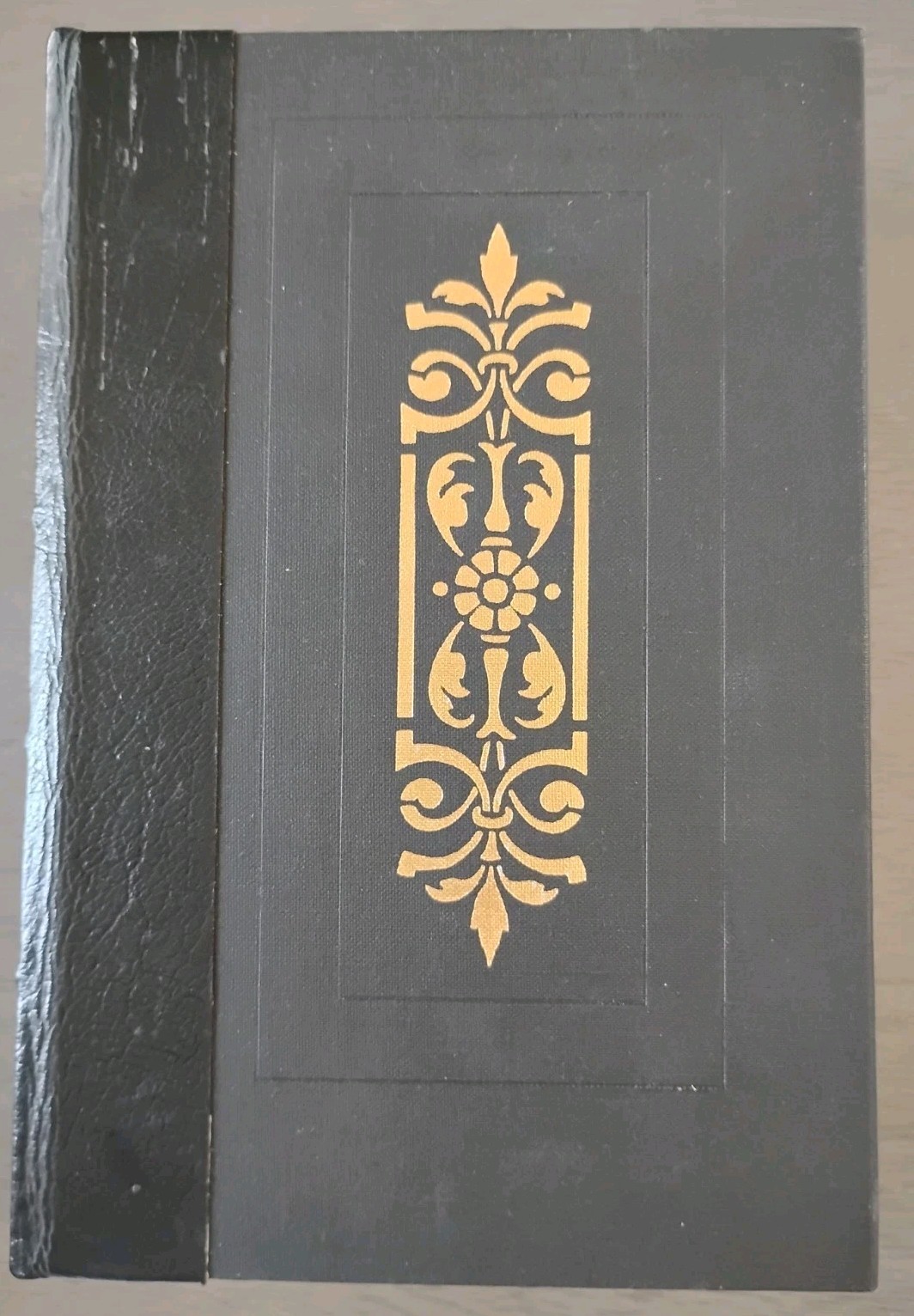 James Bryce THE AMERICAN COMMONWEALTH Vol 1 Gryphon Editions Leather 22kt Gold