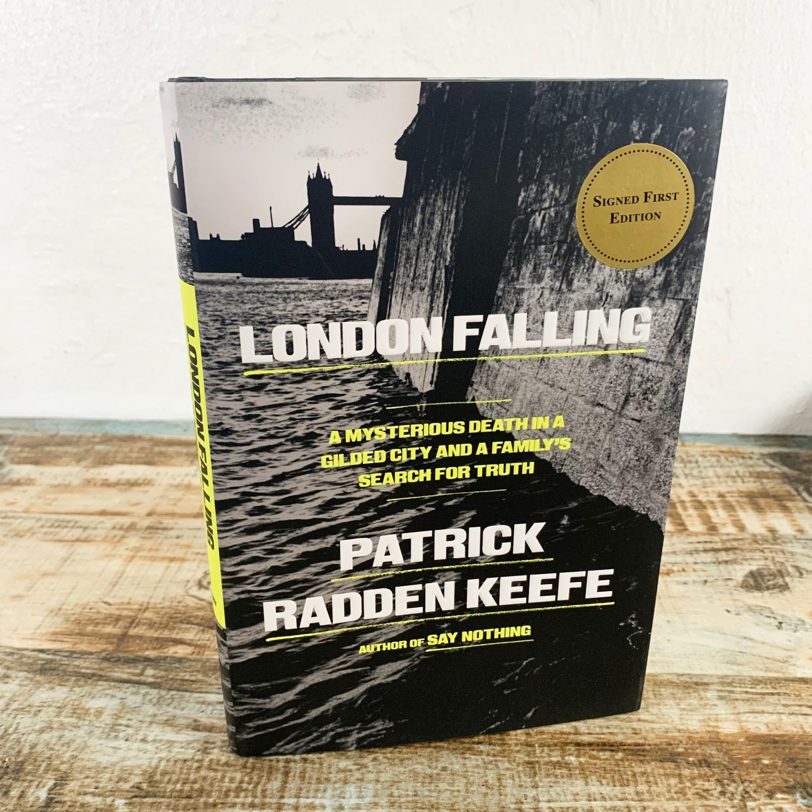 [Signed First Edition] London Falling – Patrick Radden Keefe (Hardcover)