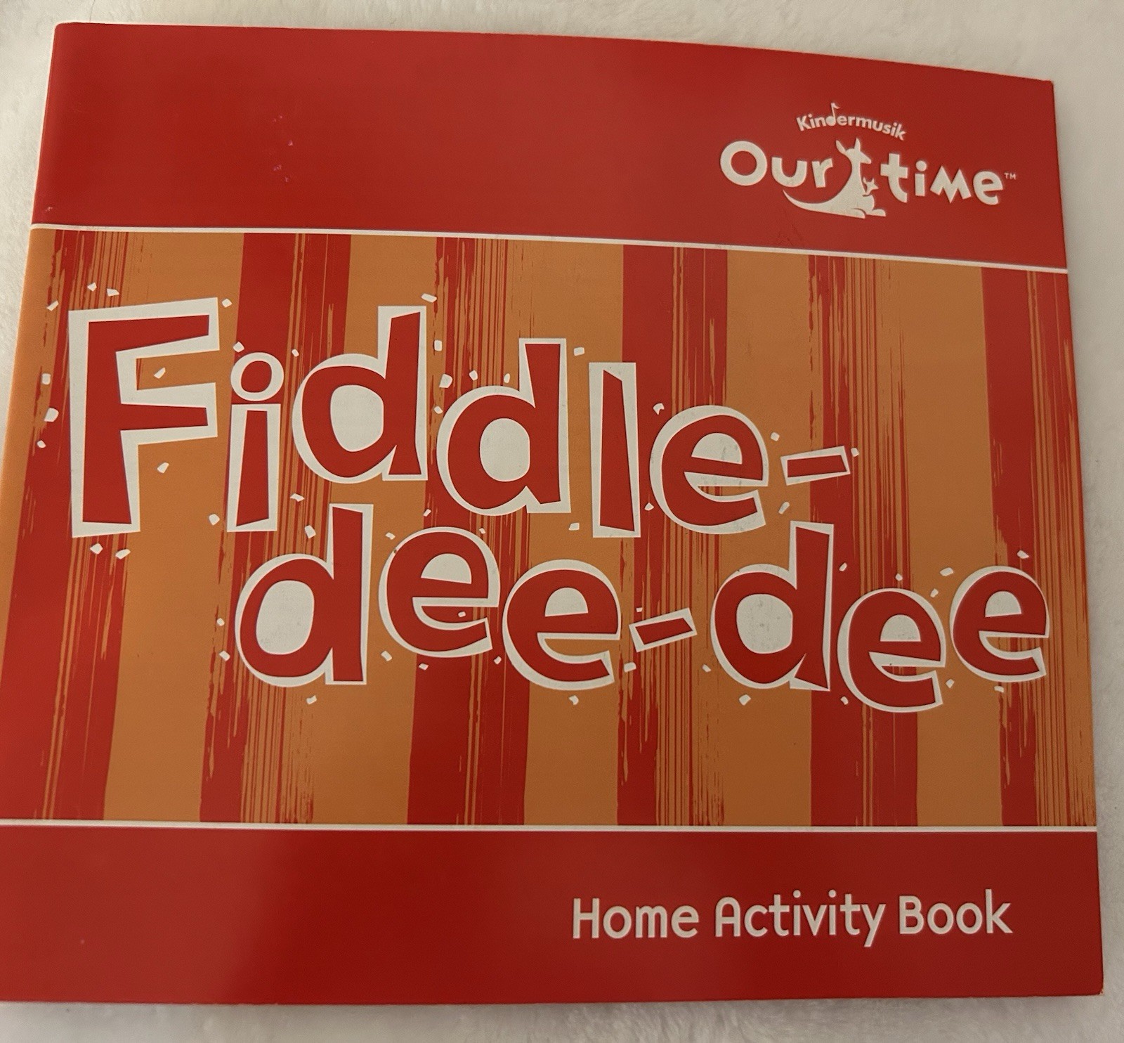 Kindermusic Home Activity Book FIDDLE-DEE-DEE, Preowned