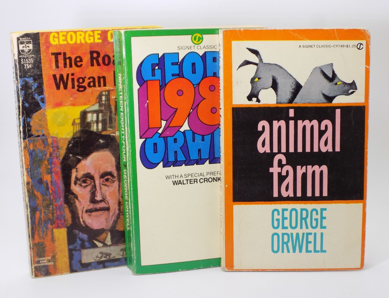 Lot of 3 vintage George Orwell Books 1984 & Animal Farm & Wigan Signet Classic