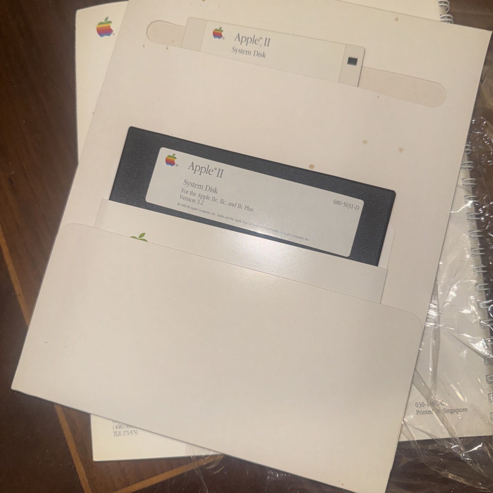 Apple II System Disk Users Guide Spiral Bound for 128K Apple IIe IIc Plus w/disc