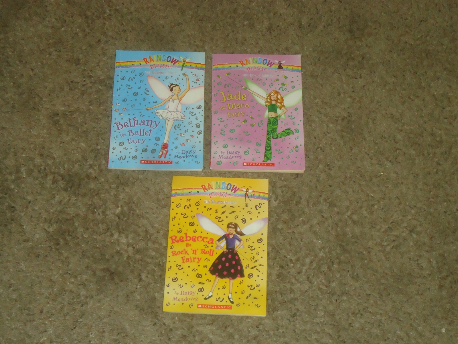 Lot 87 Rainbow Magic & Magic Animals Books Daisy Meadows Fairies