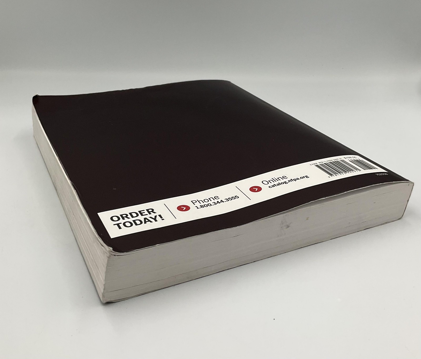NFPA 70 National Electrical Code National Fire Protection Assoc Red PB 2020 USA