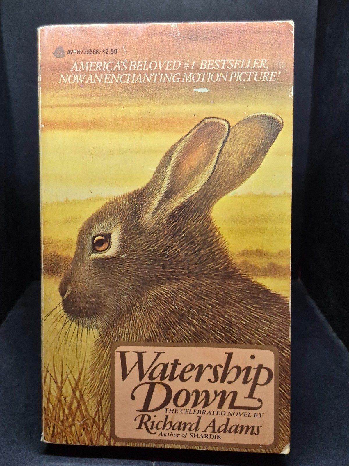 Watership Down by Richard Adams. Avon 1th Printing. (1975, Paperback)
