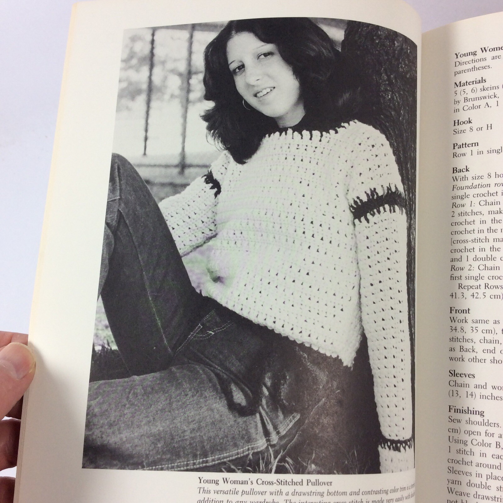 Weekend Crochet Projects Margaret Hubert Crochet Pattern Book Hardcover 1981