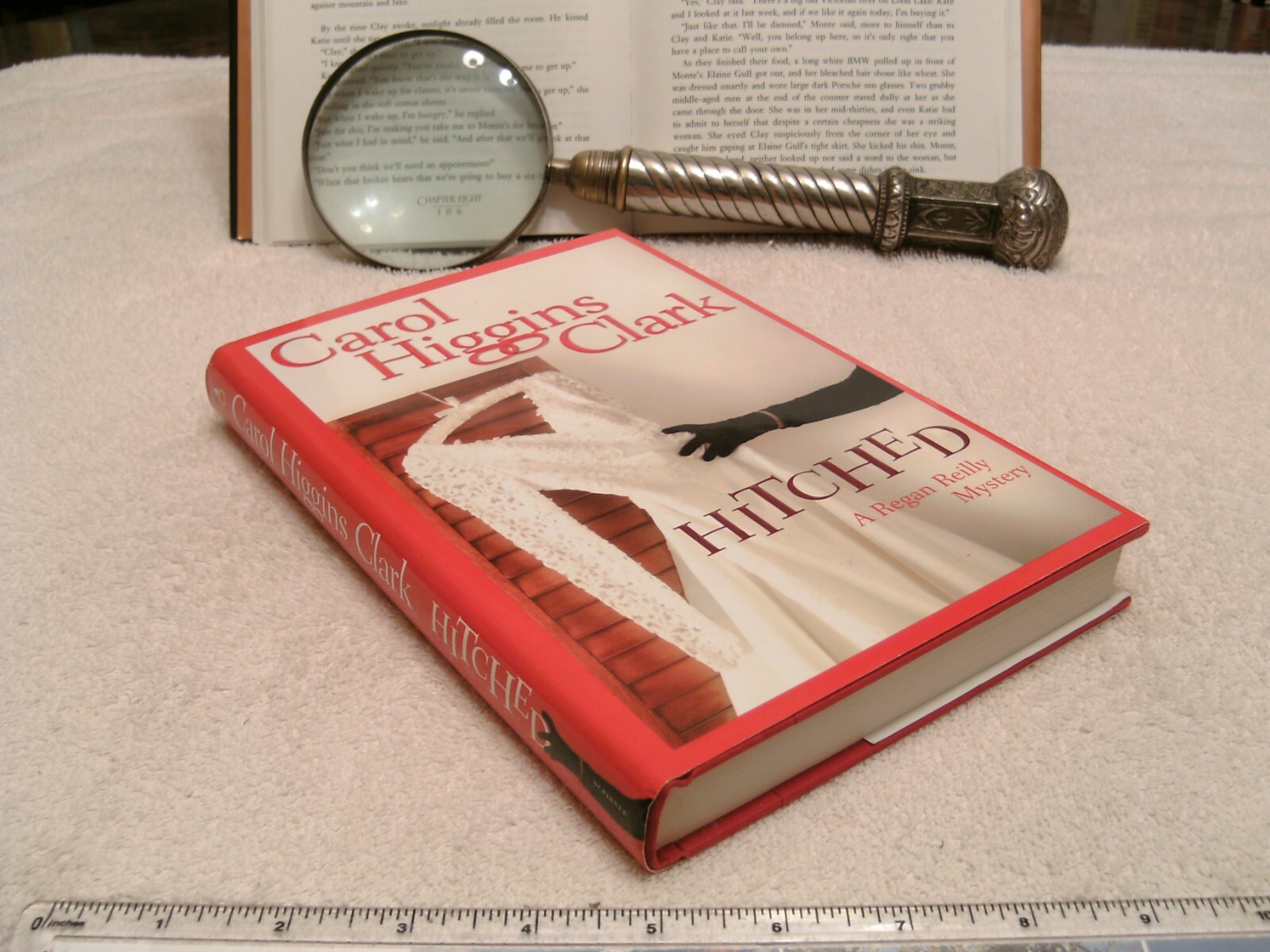 Carol Higgins Clark *HITCHED* Inscribed/Signed HC/DJ 1st Edition – 1st Print