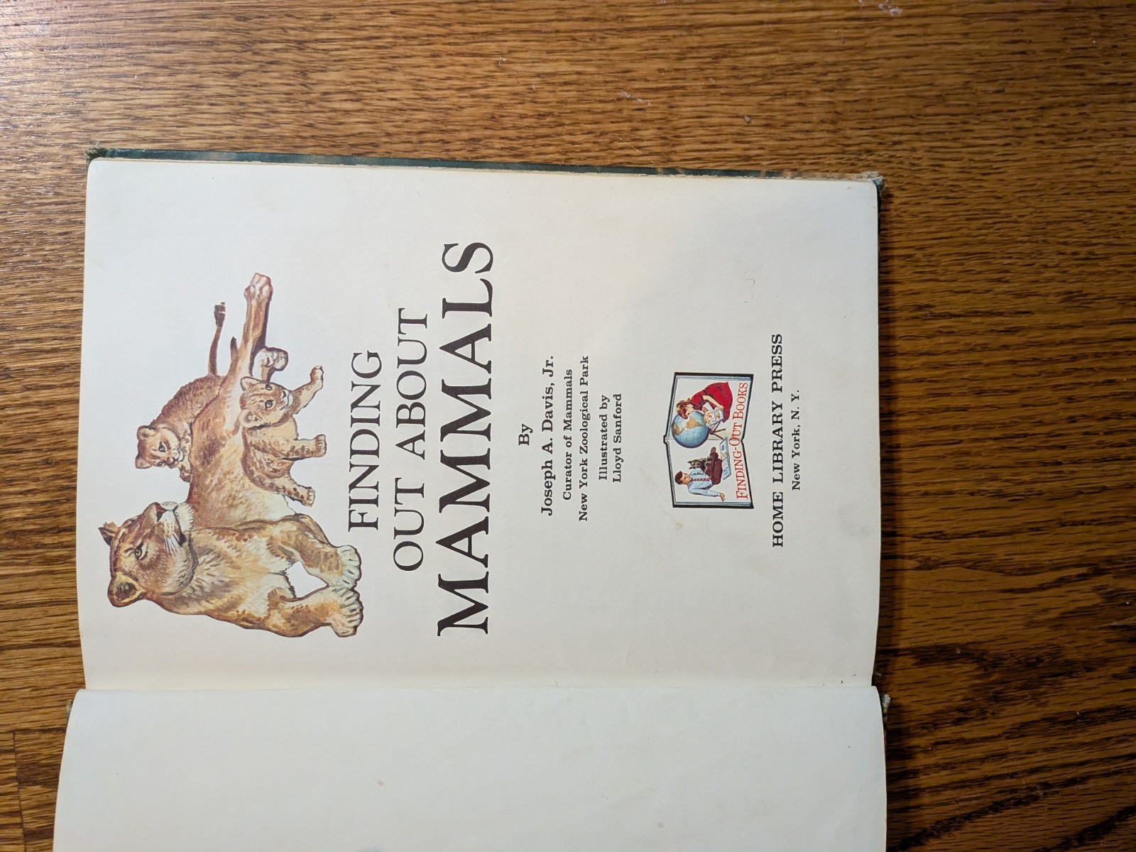 Finding Out About Mammals Joseph A. Davis Jr Hardcover Illus 1963 Ages 9-12